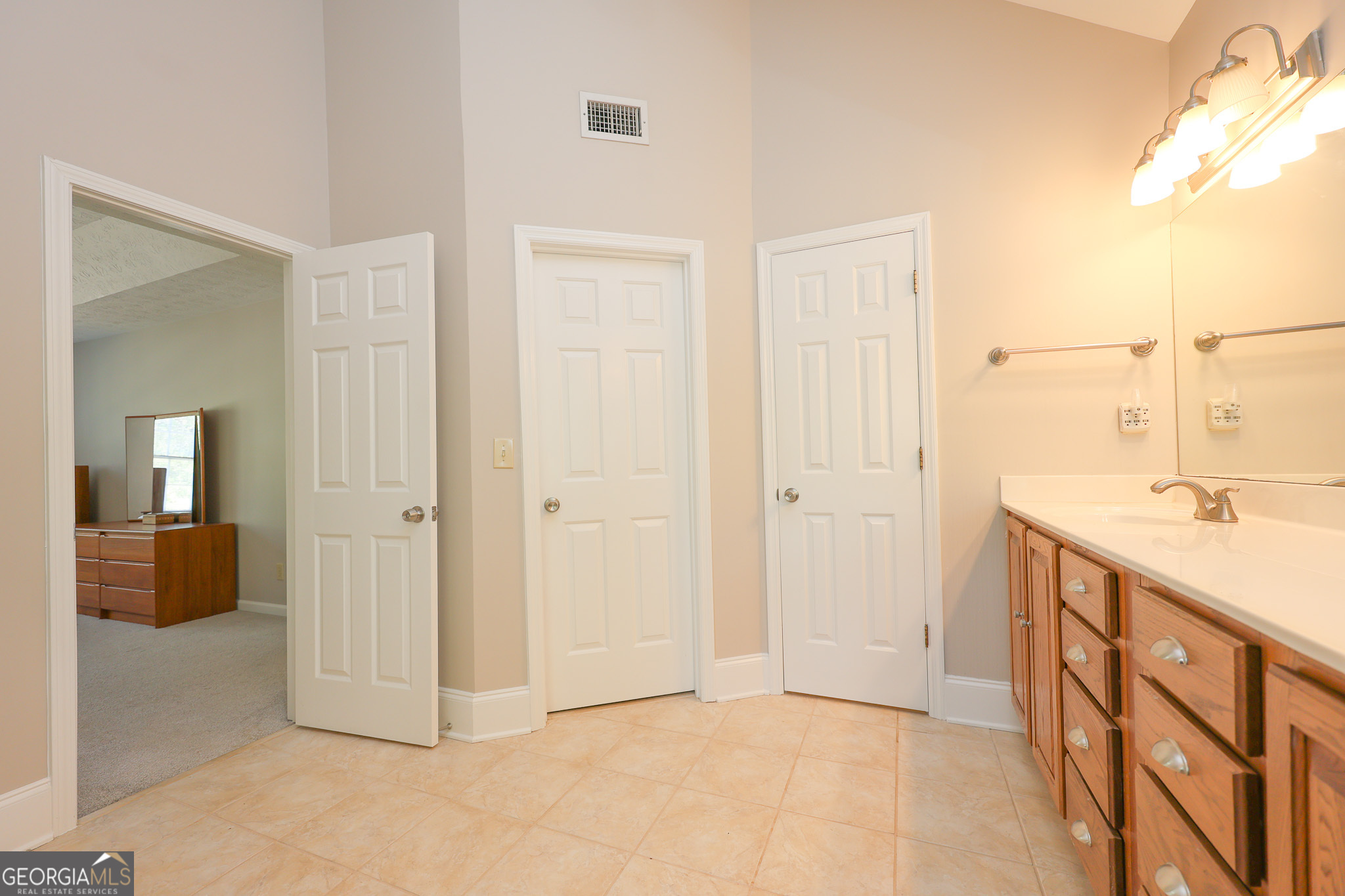 410 Falcon Creek Drive Suwanee GA 30024