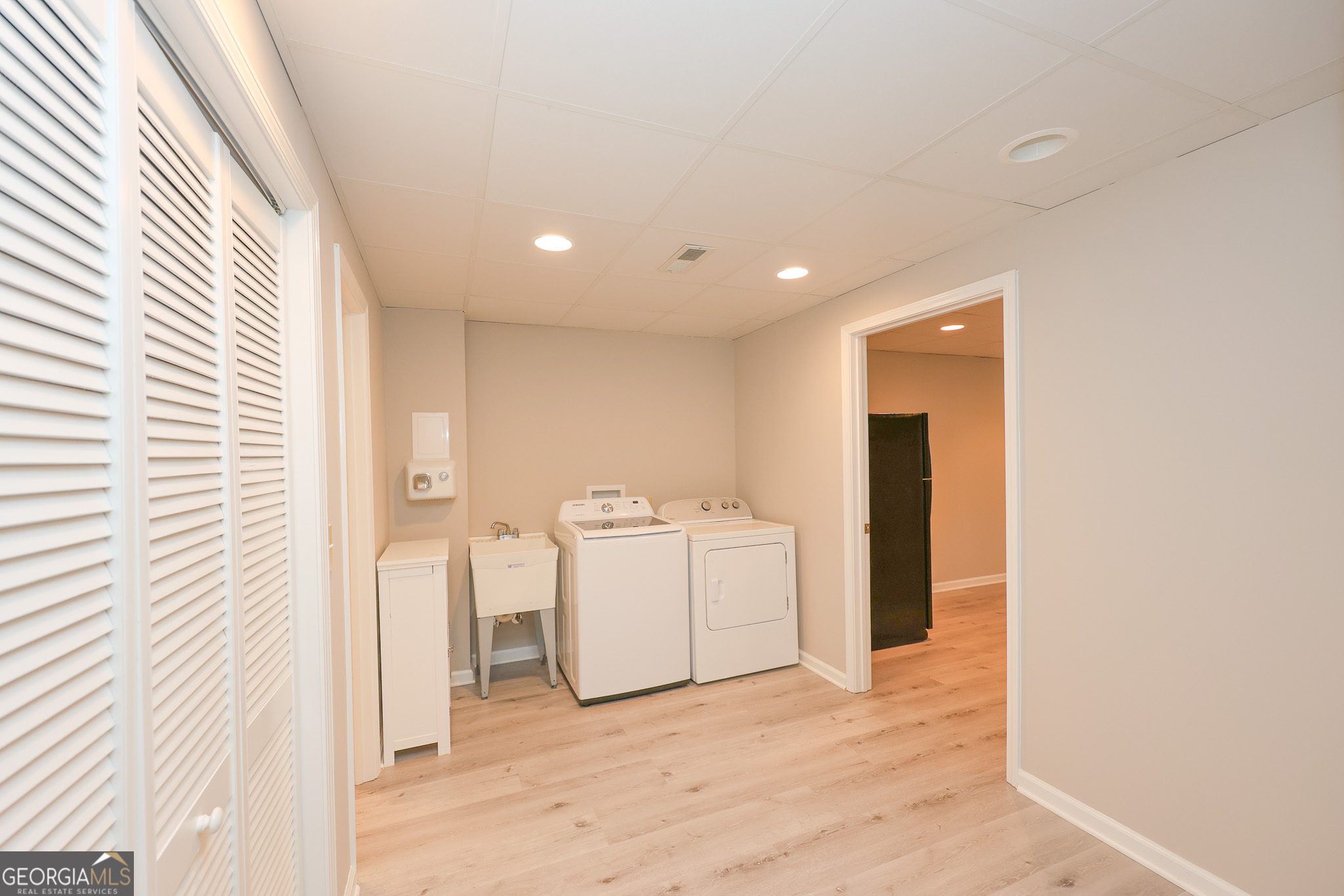 410 Falcon Creek Drive Suwanee GA 30024