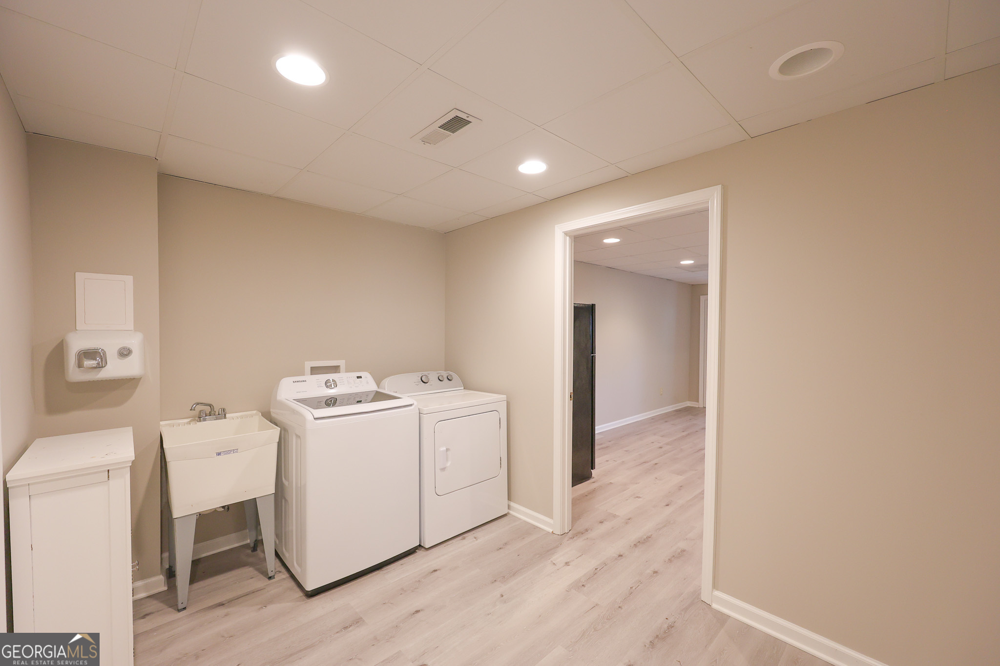 410 Falcon Creek Drive Suwanee GA 30024