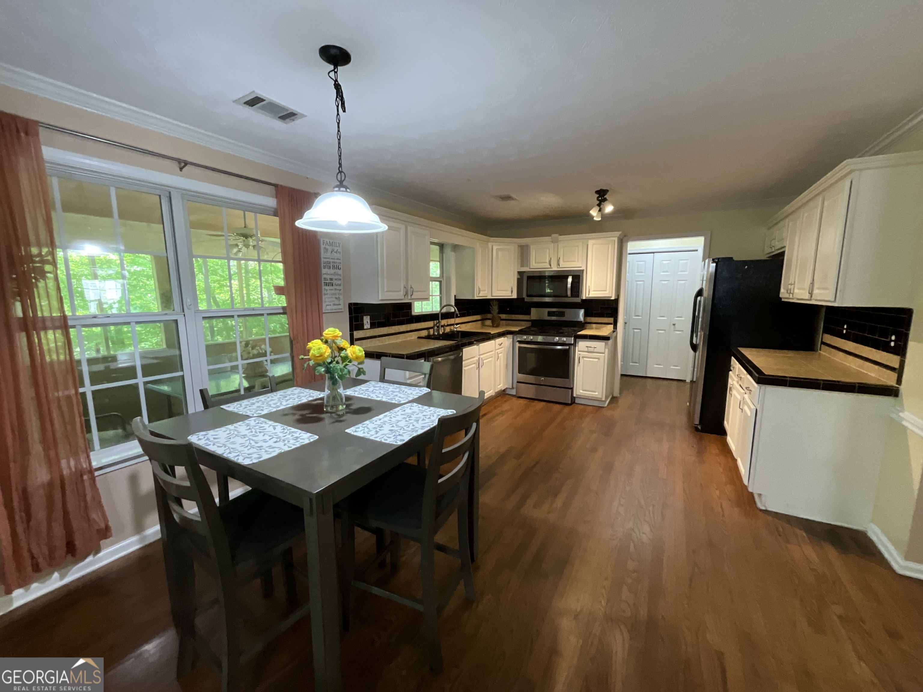 5363 Forest Drive Loganville GA 30052