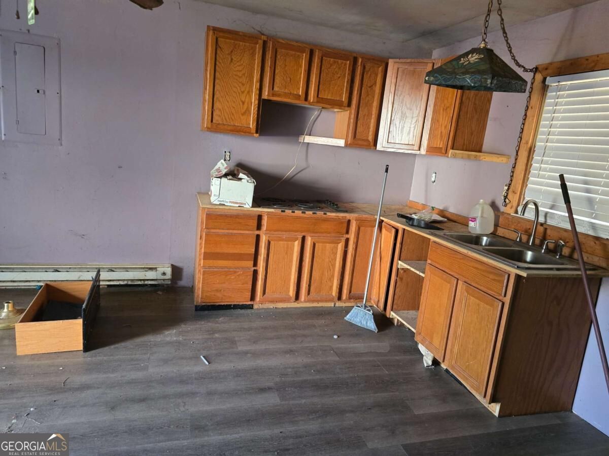 253 Pottery Road Lizella GA 31052