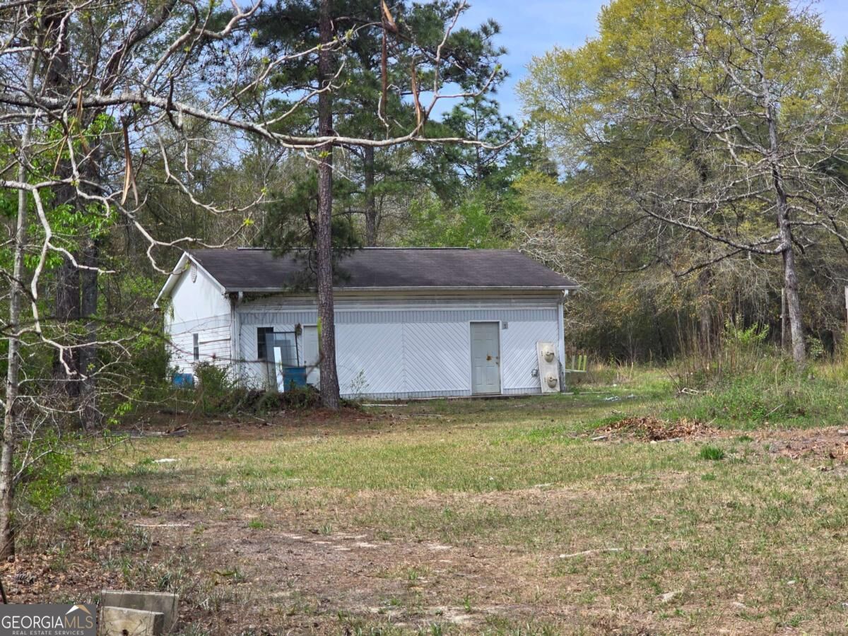 253 Pottery Road Lizella GA 31052