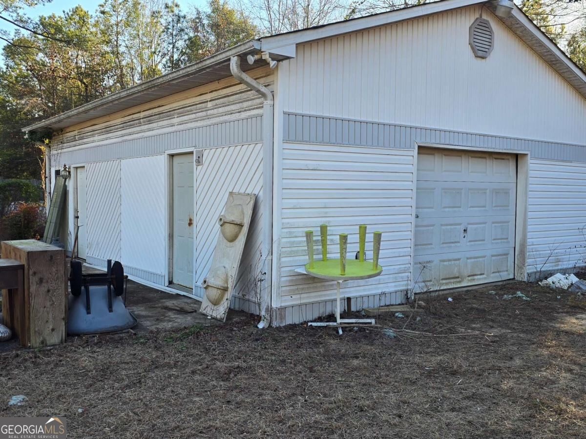 253 Pottery Road Lizella GA 31052