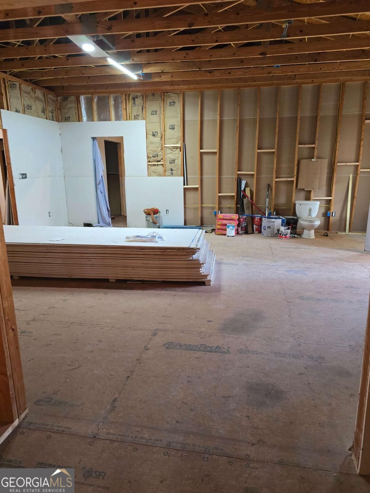 253 Pottery Road Lizella GA 31052