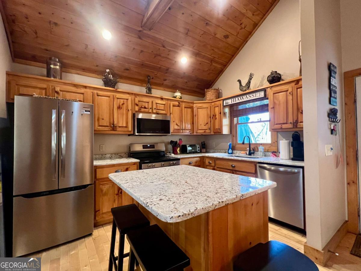 403 Barefoot Rise Hiawassee GA 30546