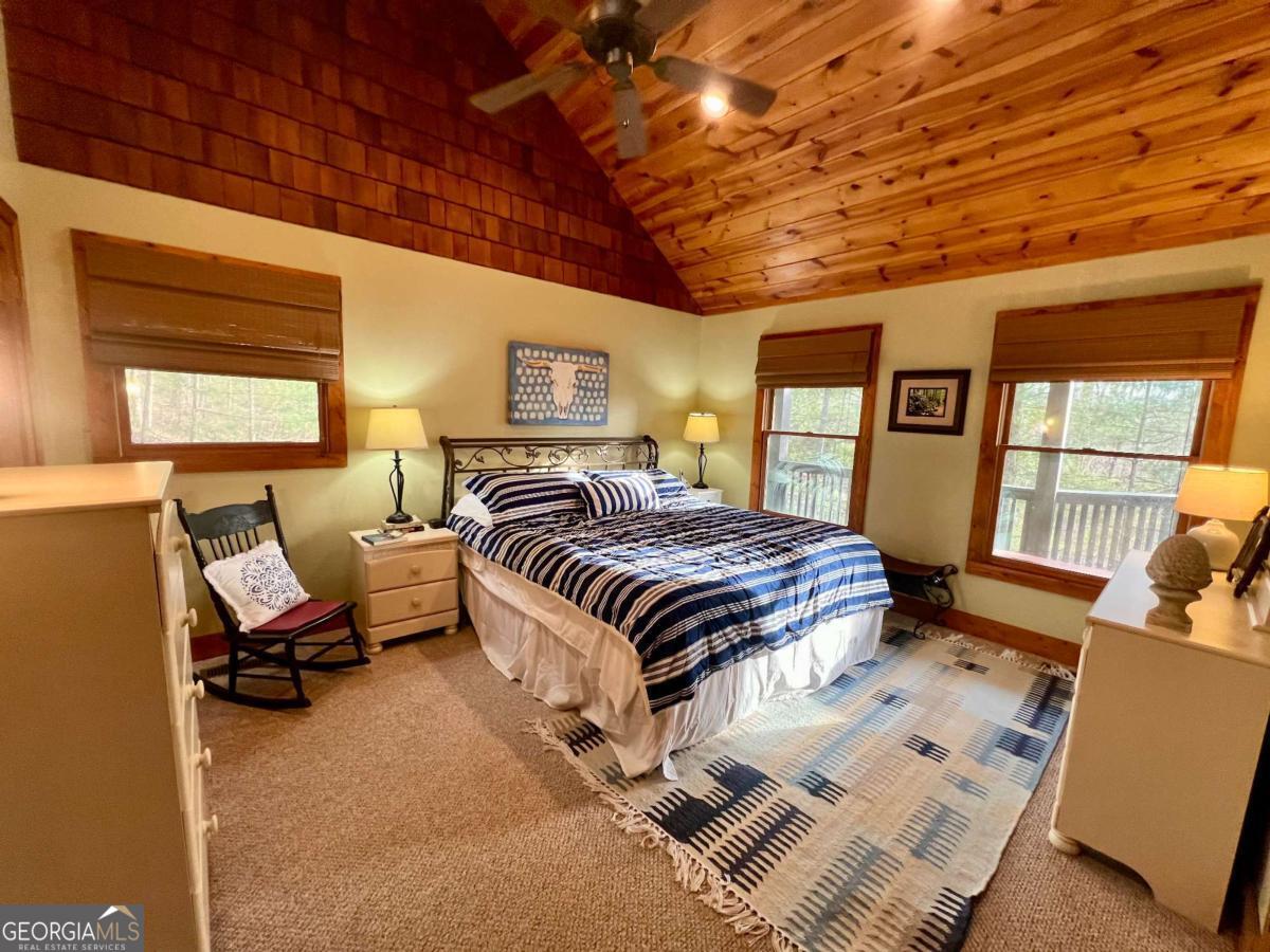 403 Barefoot Rise Hiawassee GA 30546