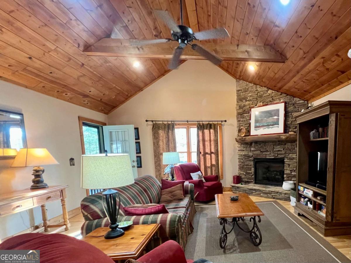 403 Barefoot Rise Hiawassee GA 30546