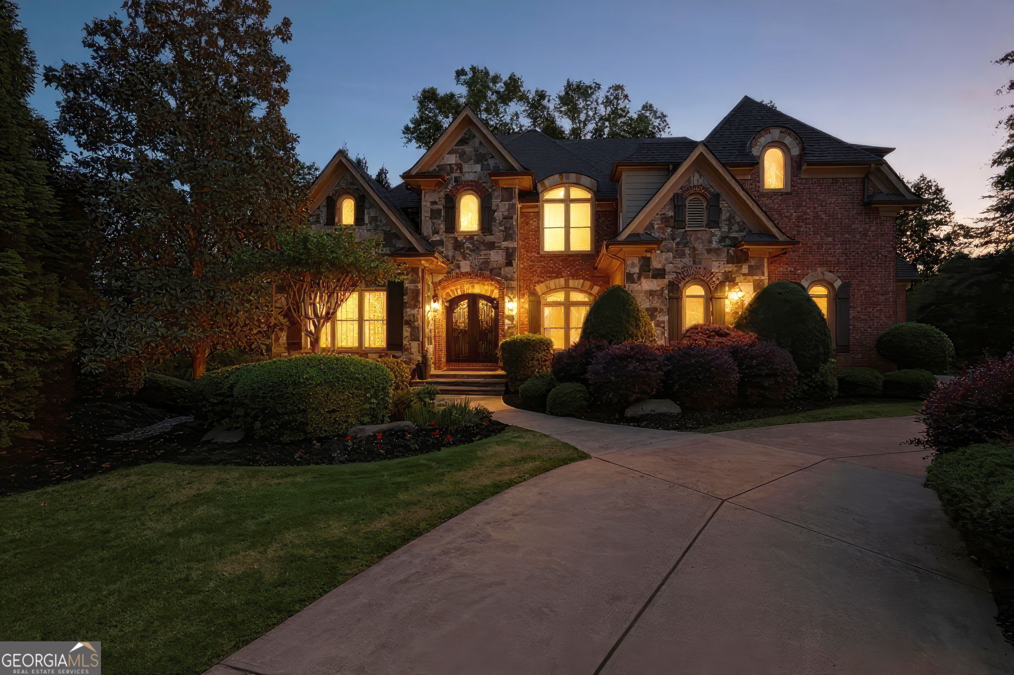 8340 Colonial Place Duluth GA 30097