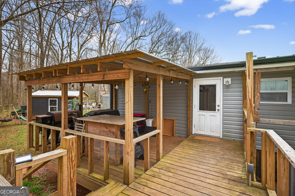 1719 Harber Road Carnesville GA 30521