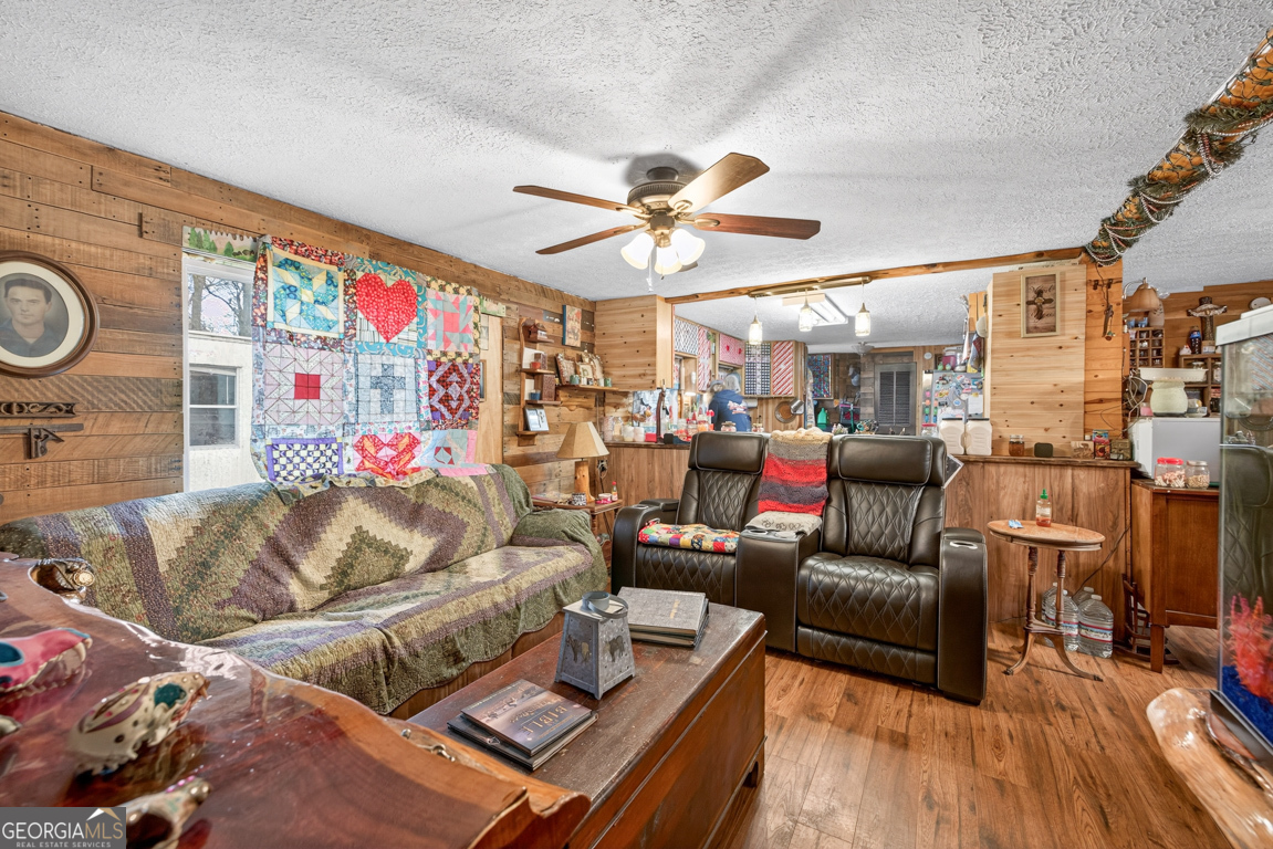 1719 Harber Road Carnesville GA 30521