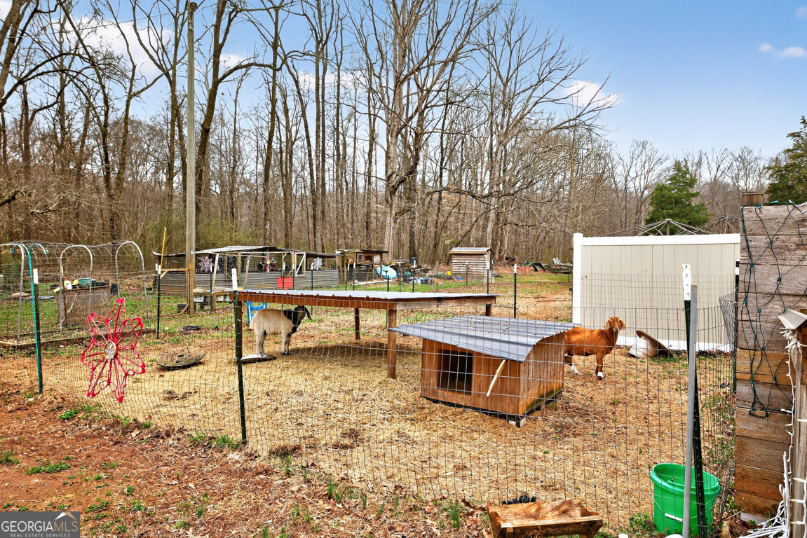 1719 Harber Road Carnesville GA 30521