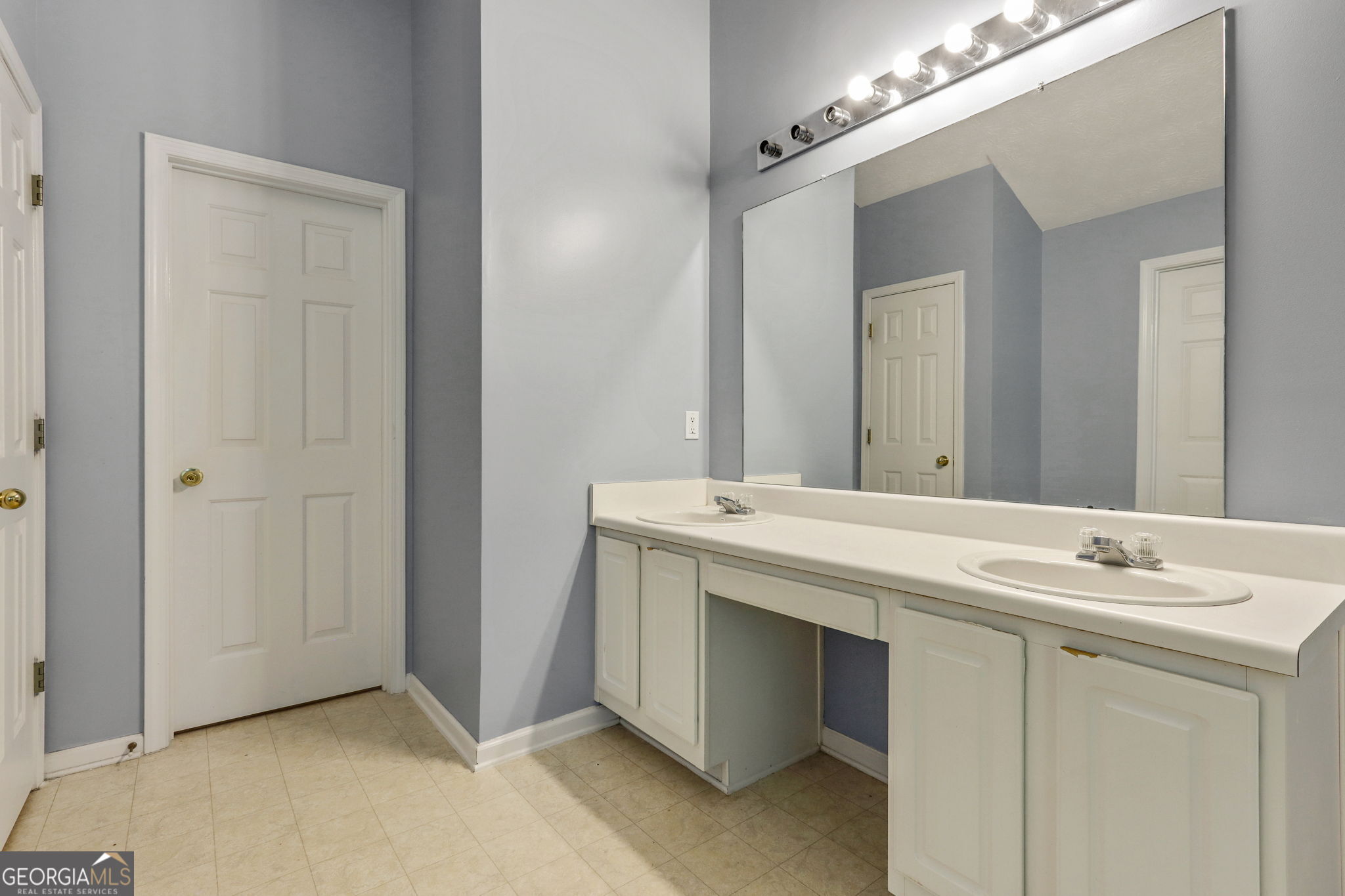 1339 Silverstone Trail Jonesboro GA 30238