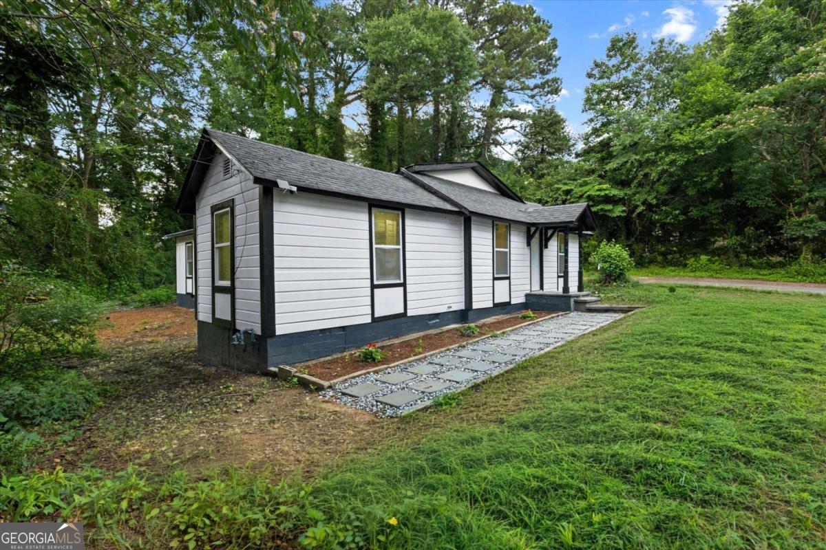4210 Rockbridge Road Stone Mountain GA 30083
