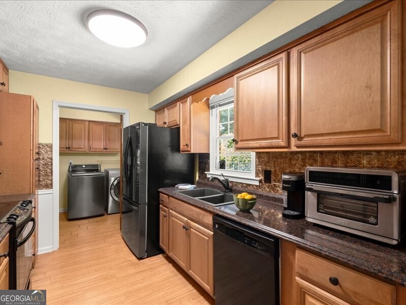 2117 Hartridge Drive Snellville GA 30078