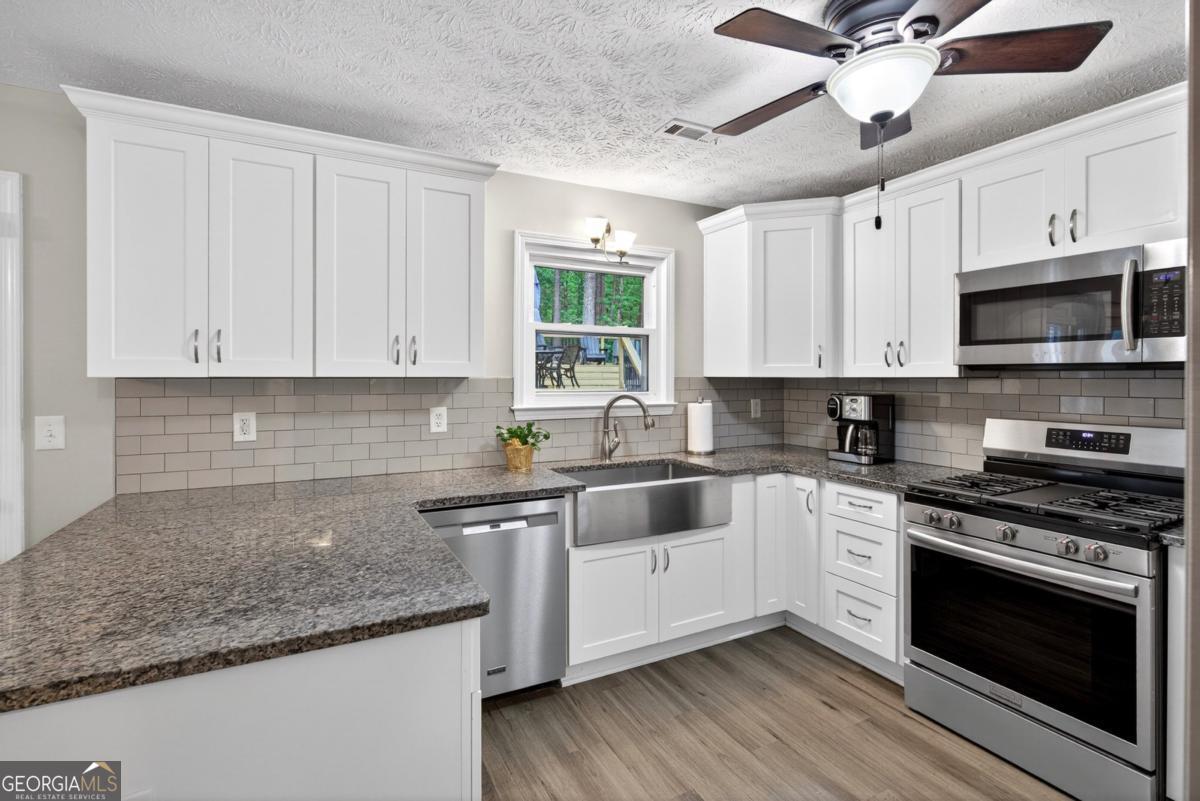 85 Elmwood Drive Sharpsburg GA 30277