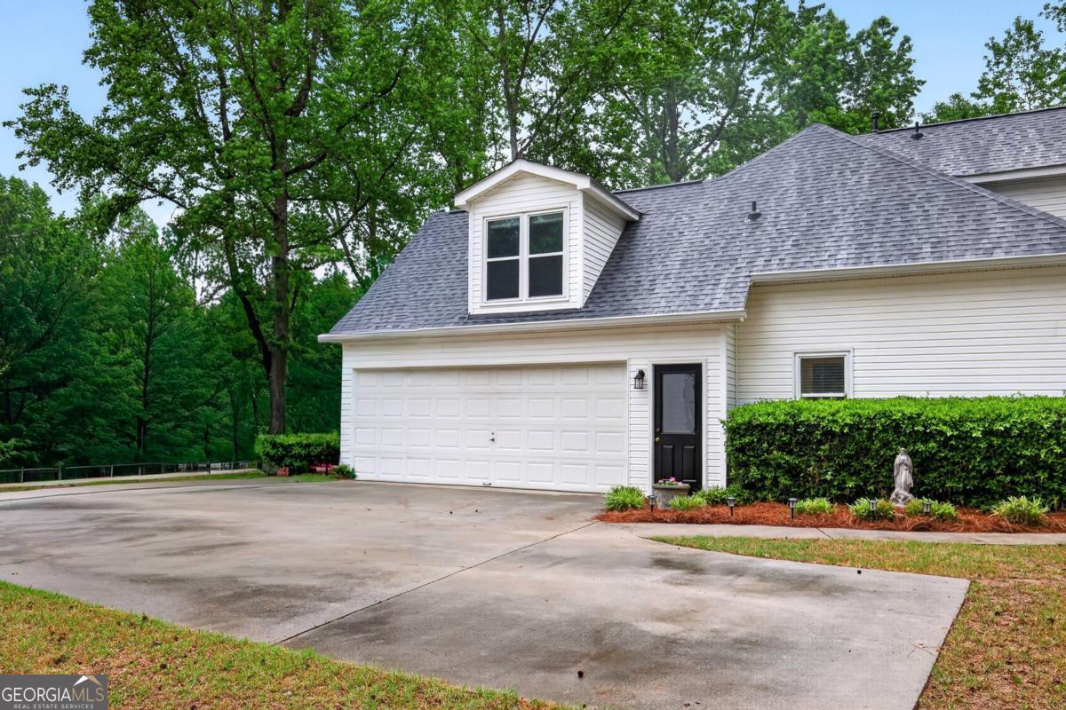 85 Elmwood Drive Sharpsburg GA 30277