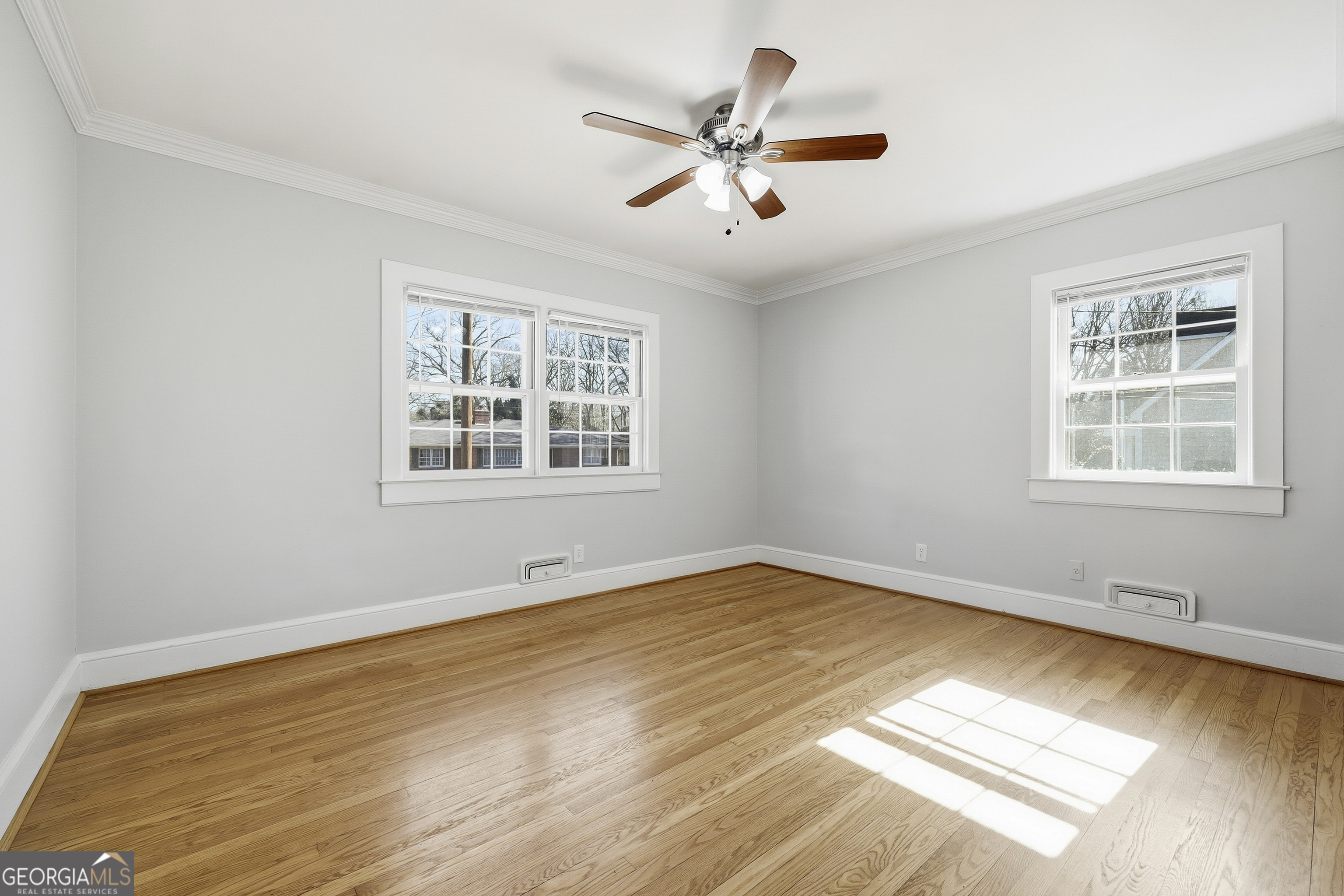 88 W New Street Winder GA 30680