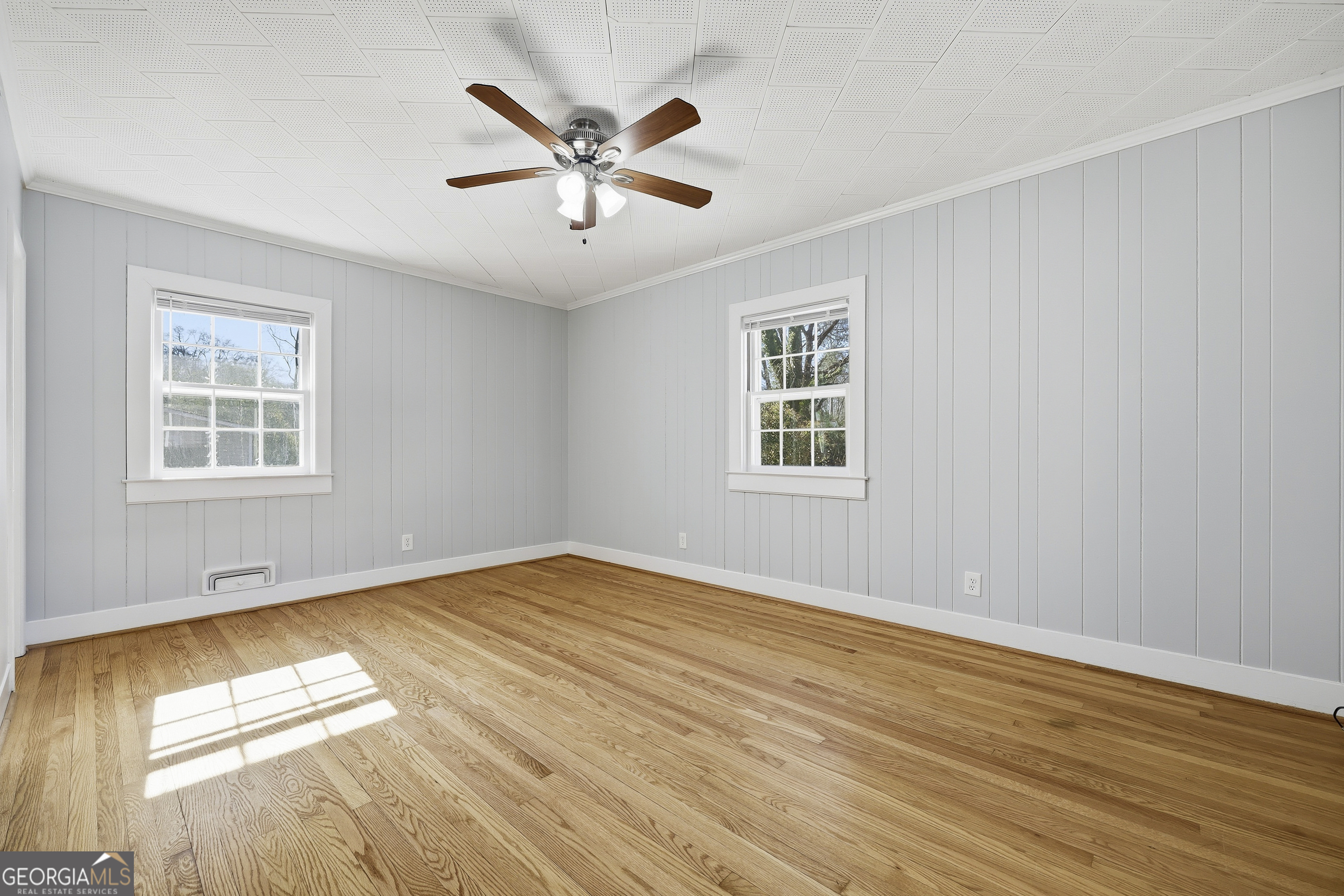 88 W New Street Winder GA 30680