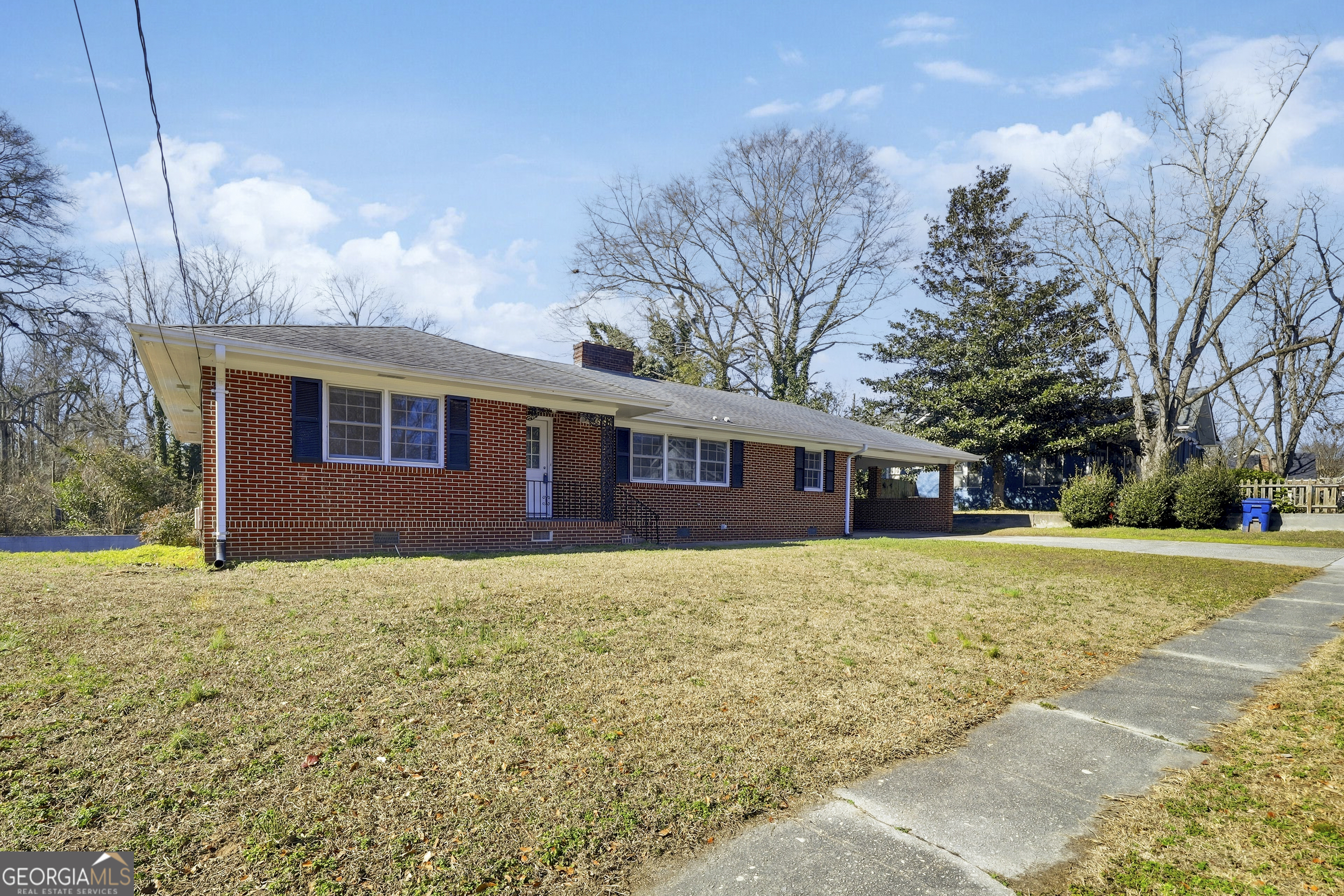88 W New Street Winder GA 30680