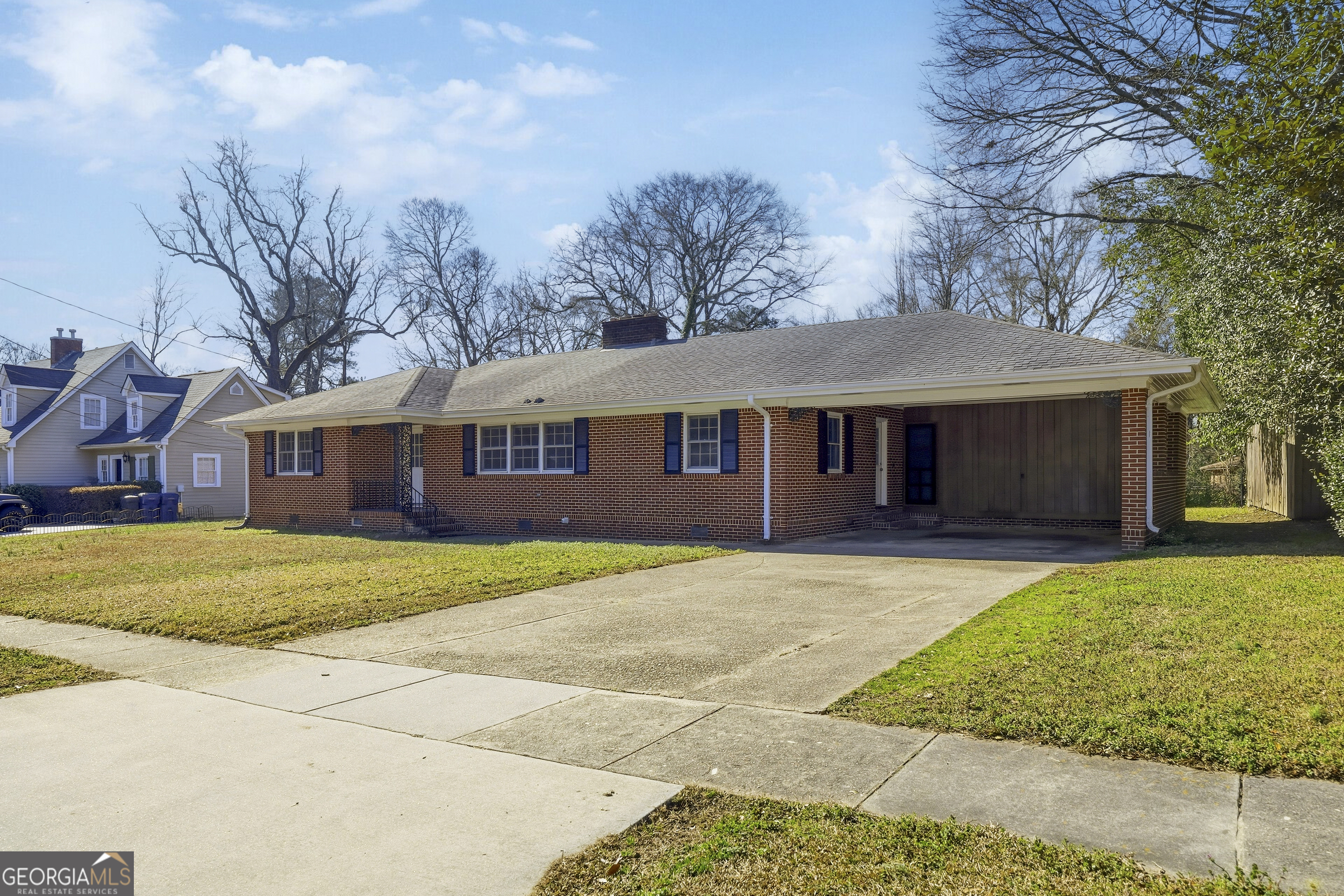 88 W New Street Winder GA 30680