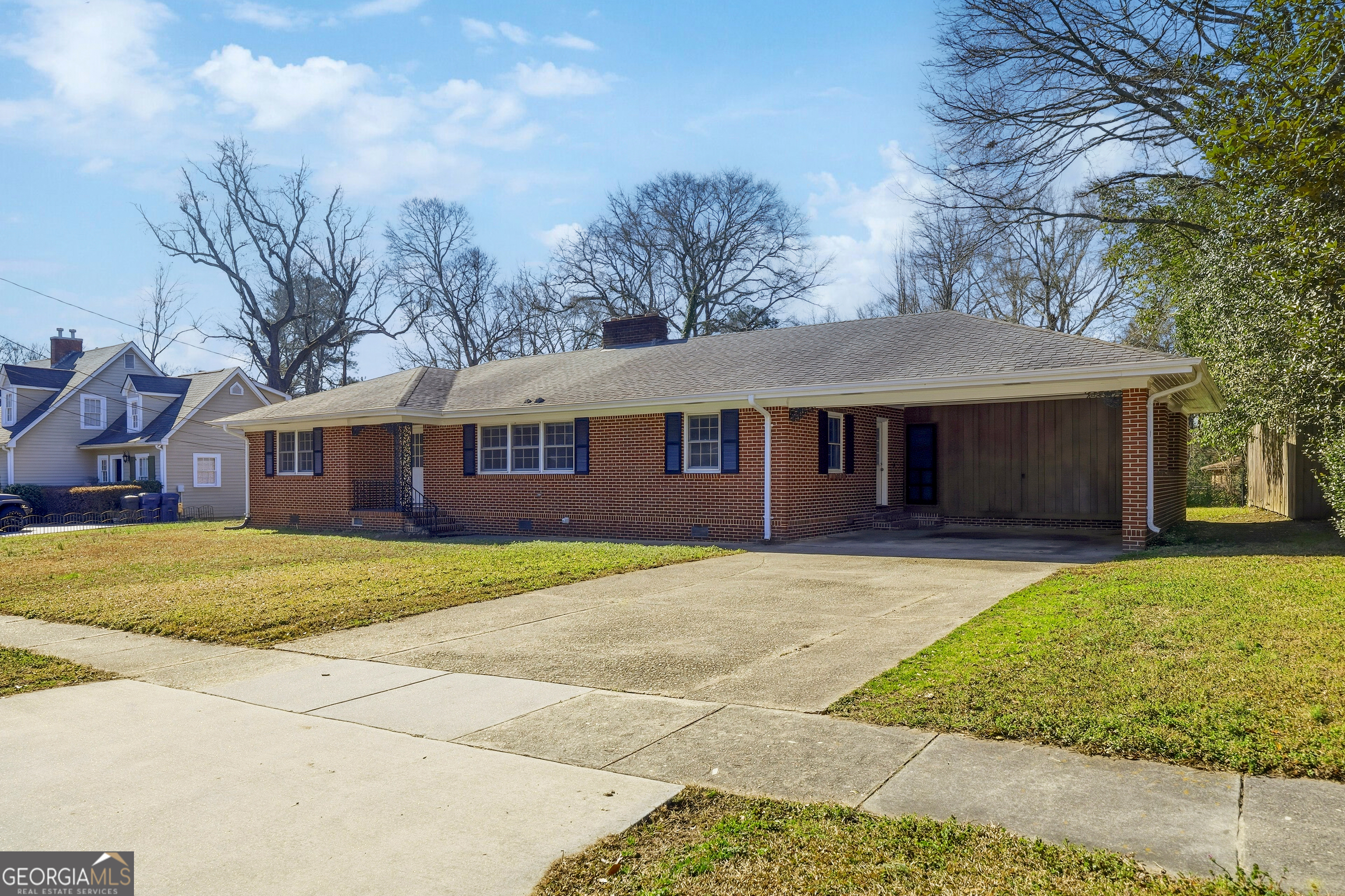 88 W New Street Winder GA 30680