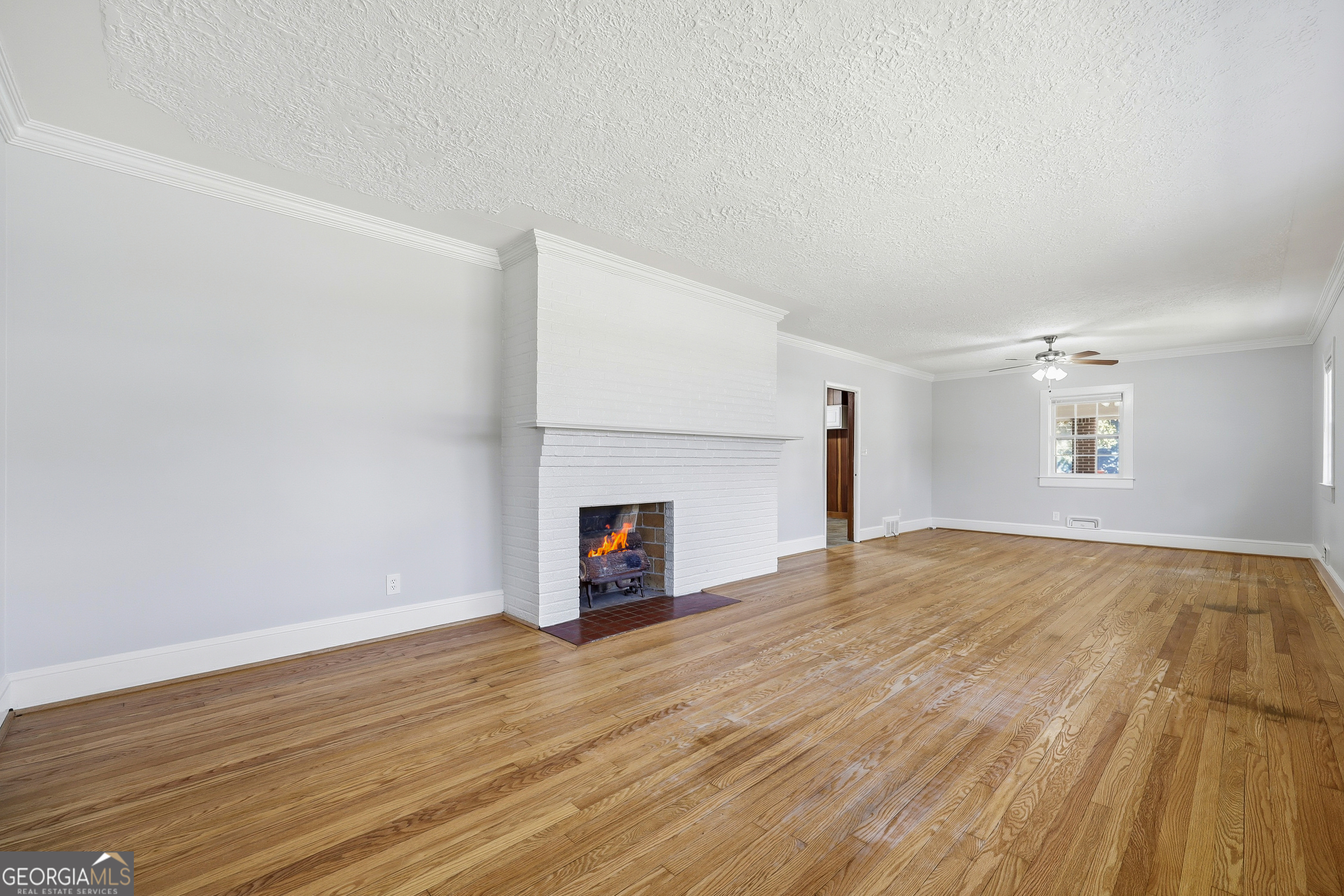 88 W New Street Winder GA 30680
