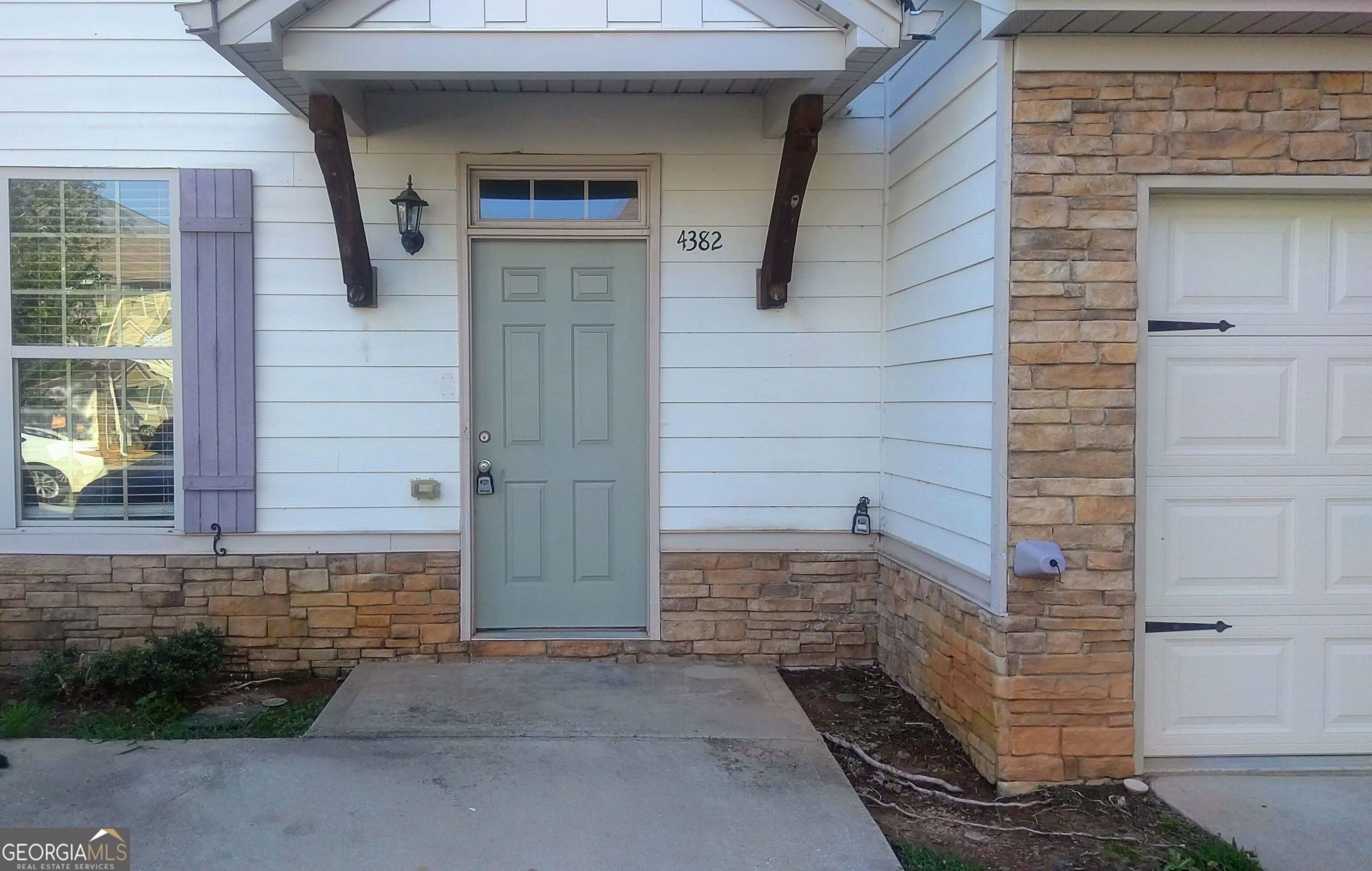 4382 Stone Gate Way East Point GA 30344