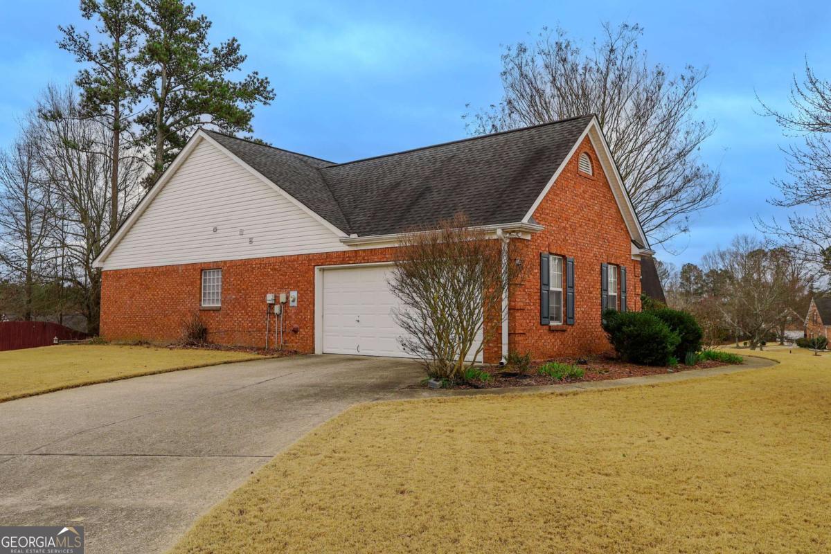 3385 Stoneleigh Run Drive Buford GA 30519