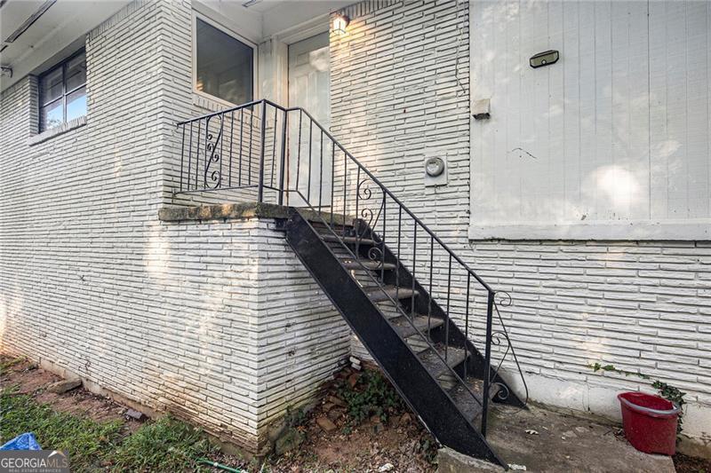2210 Rhinehill Road SE Atlanta GA 30315