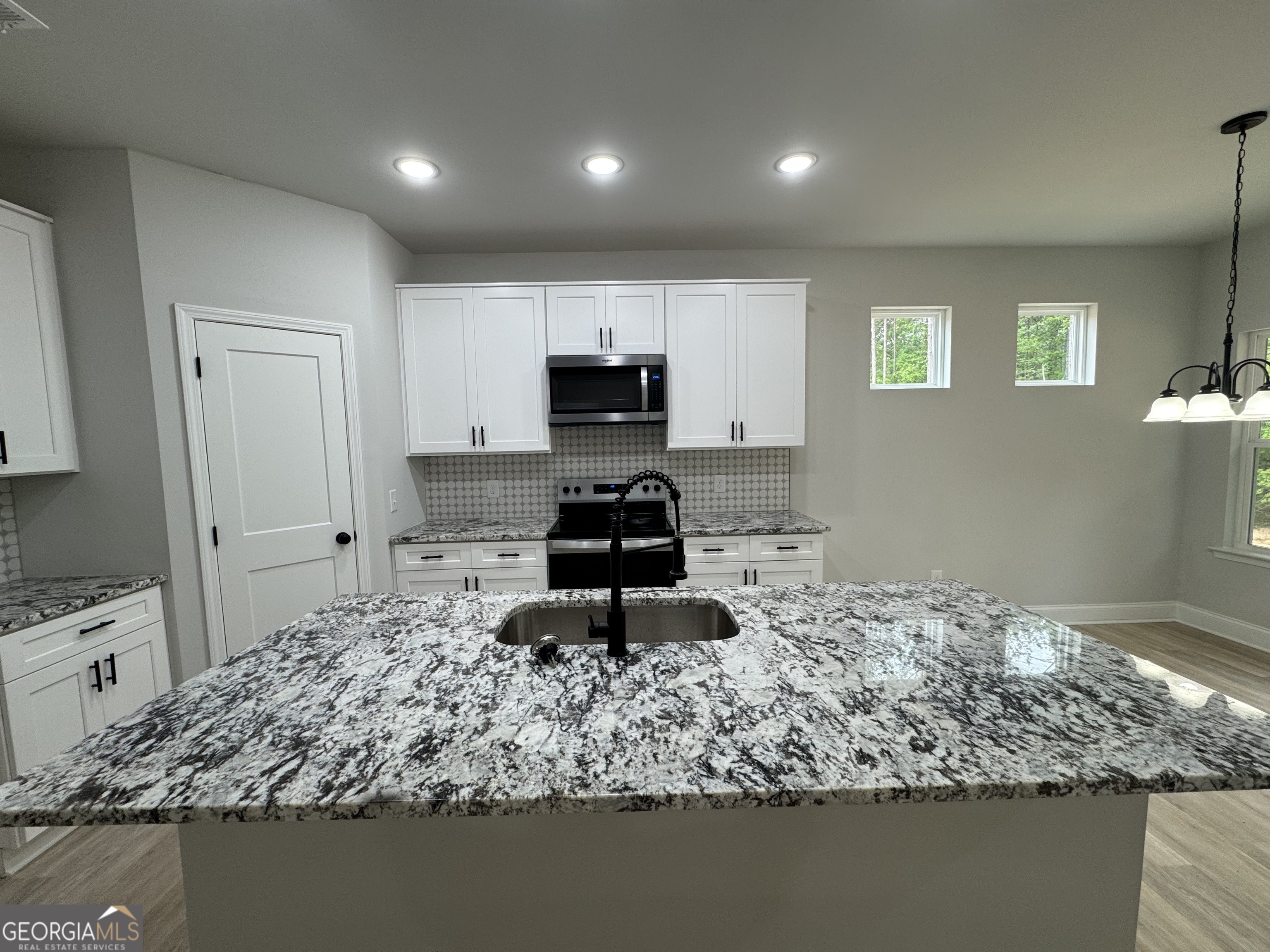 2057 N. Hicks Road Toccoa GA 30577