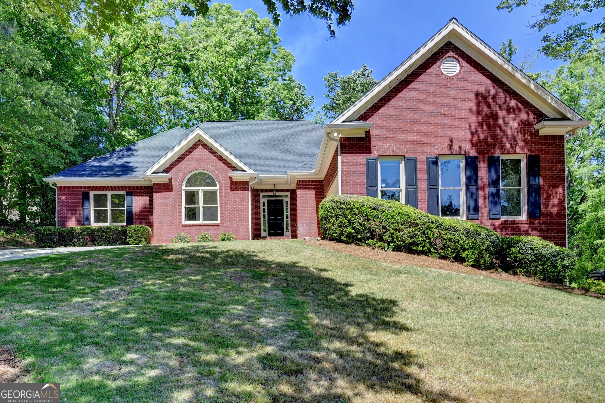 1251 Chadwick Lakes Drive Lawrenceville GA 30043