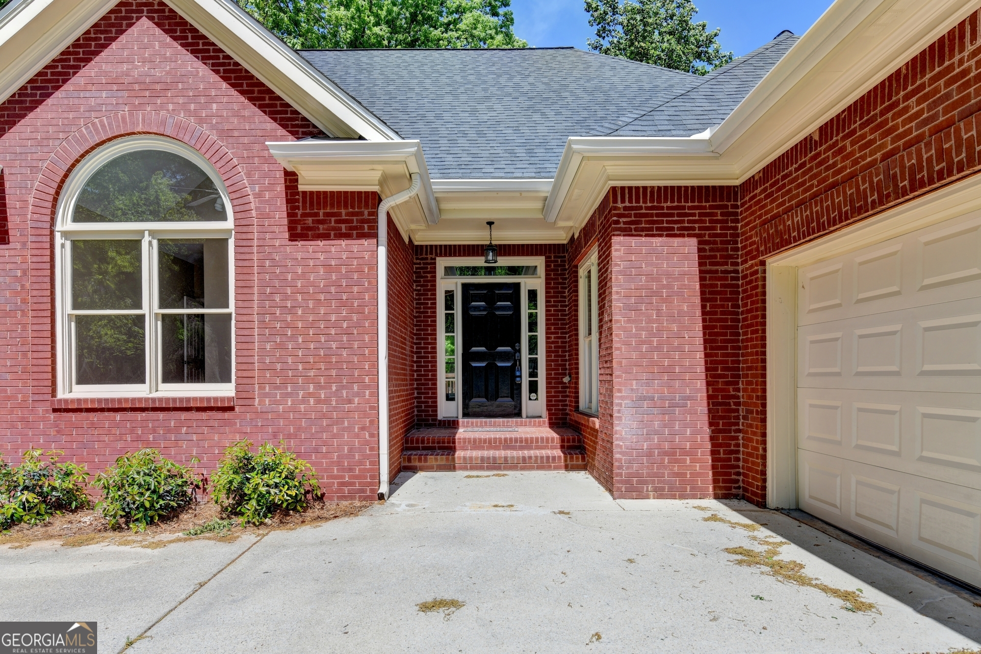 1251 Chadwick Lakes Drive Lawrenceville GA 30043