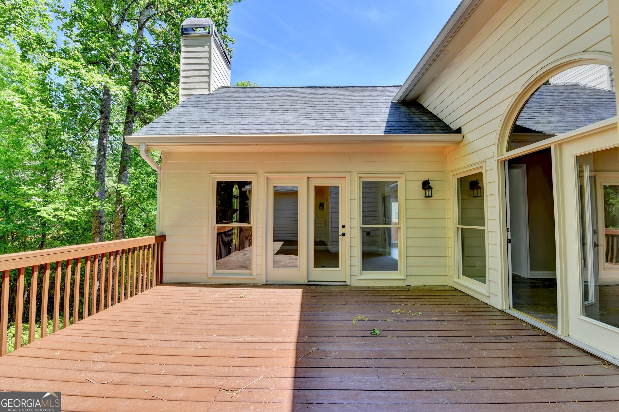 1251 Chadwick Lakes Drive Lawrenceville GA 30043