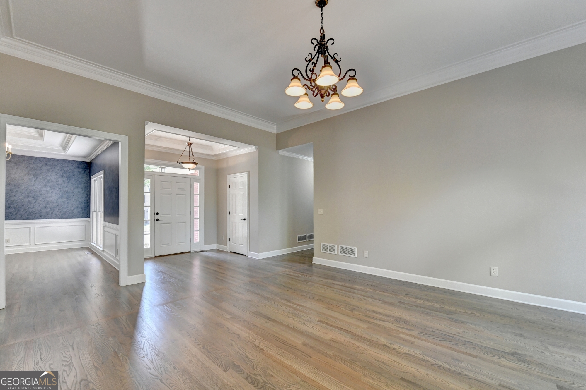 1251 Chadwick Lakes Drive Lawrenceville GA 30043