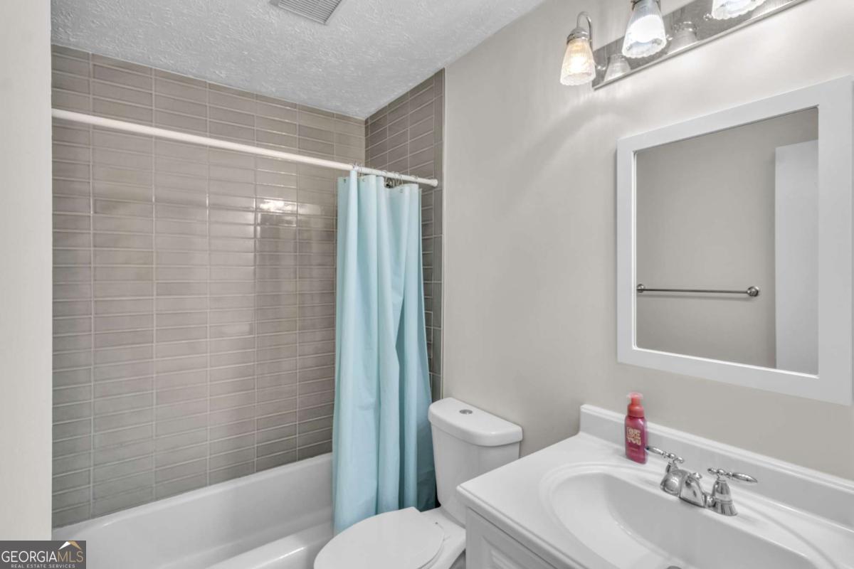 611 Navarre Drive Stone Mountain GA 30087