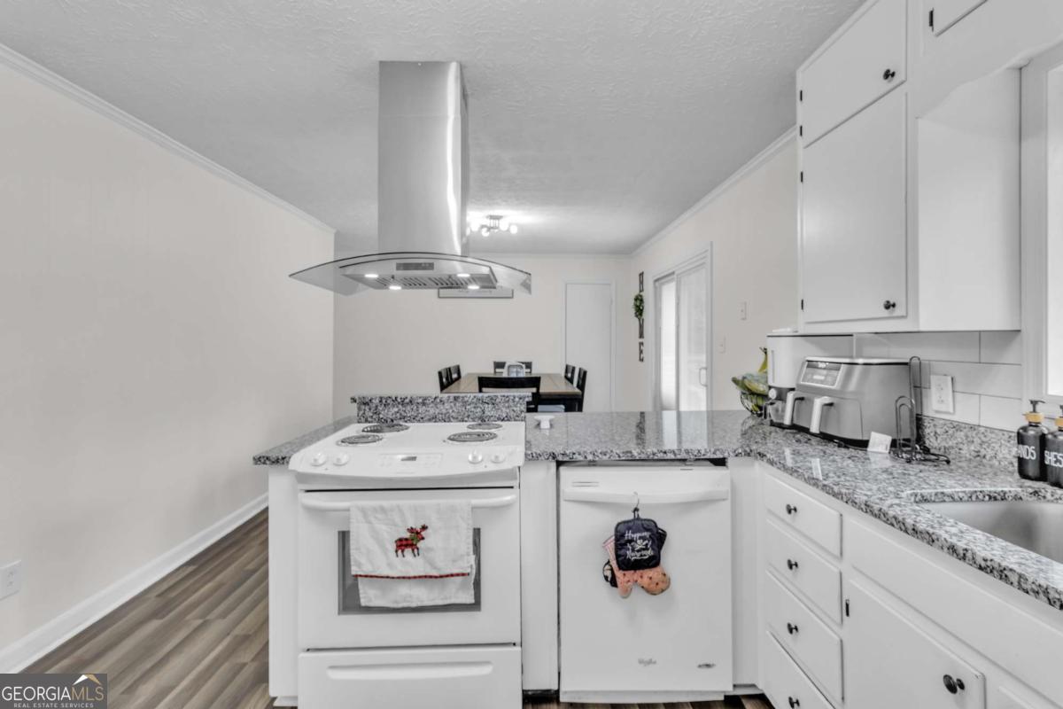 611 Navarre Drive Stone Mountain GA 30087