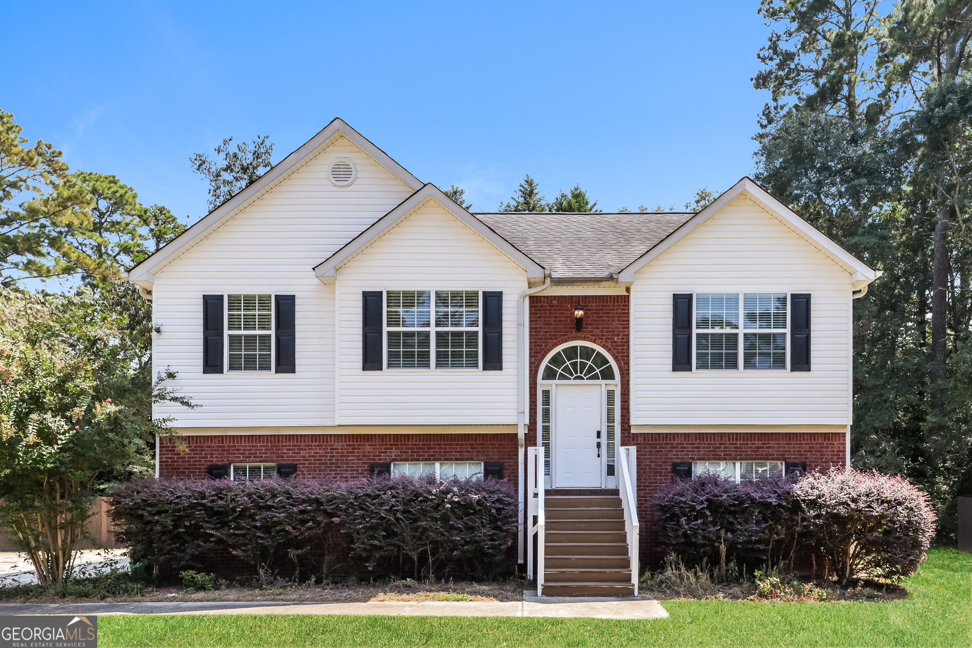 830 Lincoln Square Locust Grove GA 30248