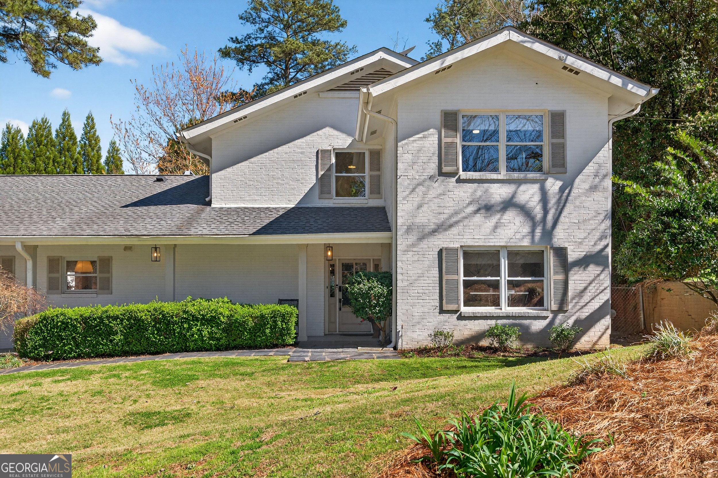 3811 N Stratford Road NE Atlanta GA 30342