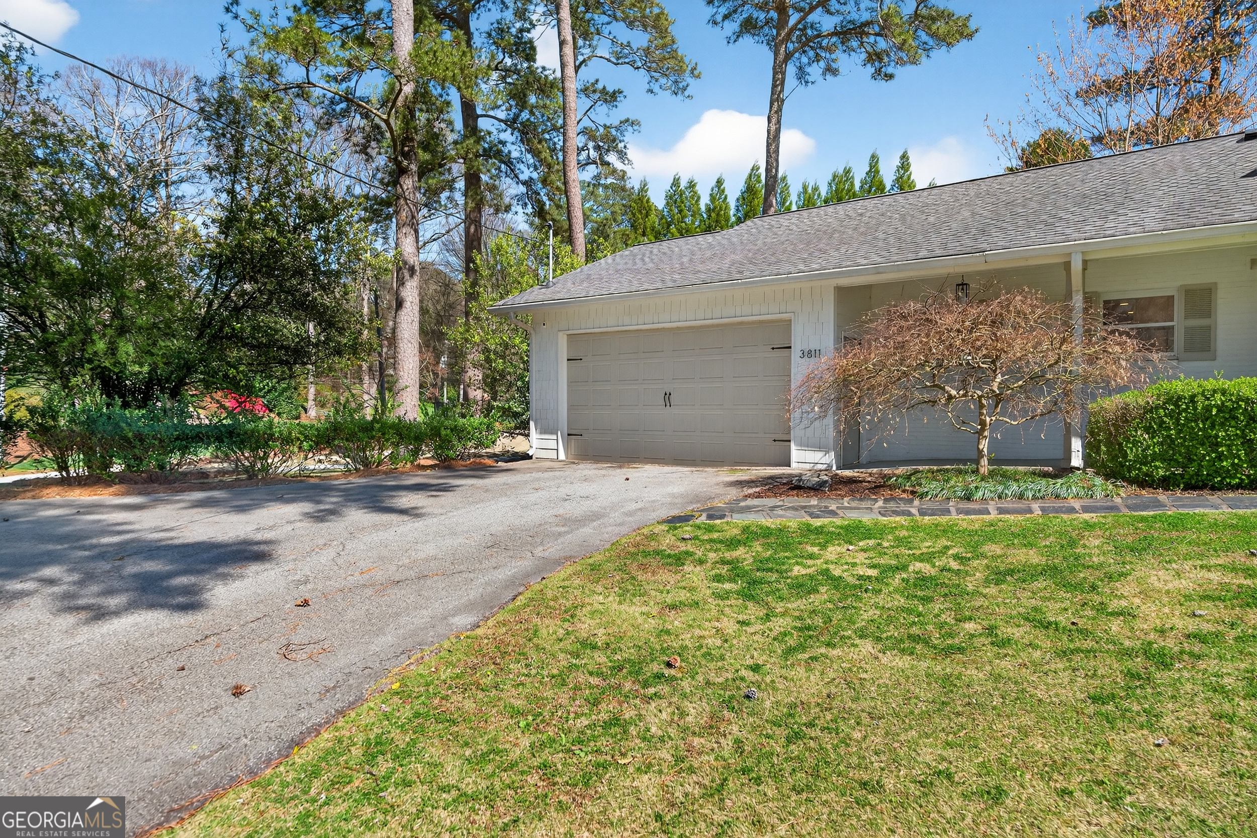 3811 N Stratford Road NE Atlanta GA 30342