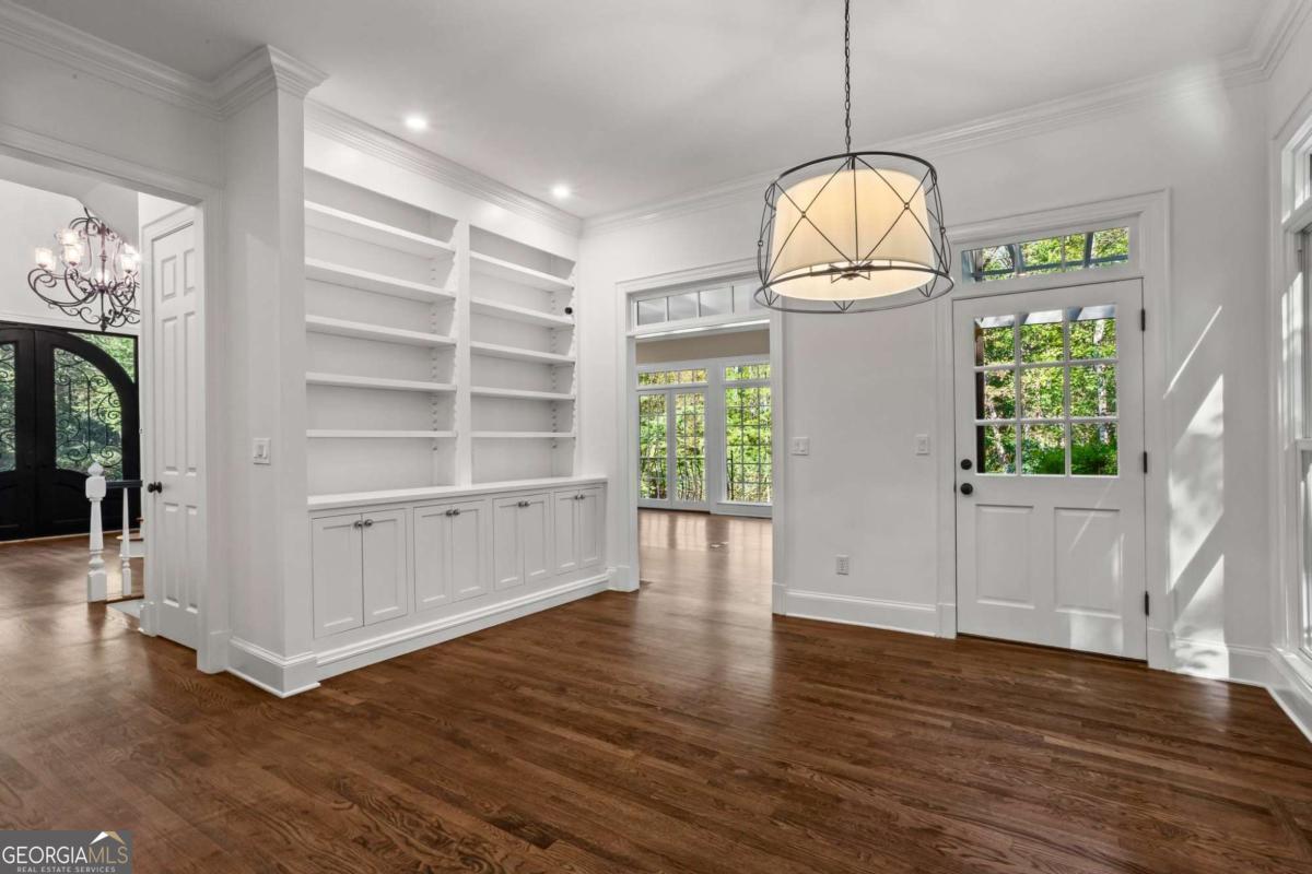 1235 W Garmon Road NW Sandy Springs GA 30327