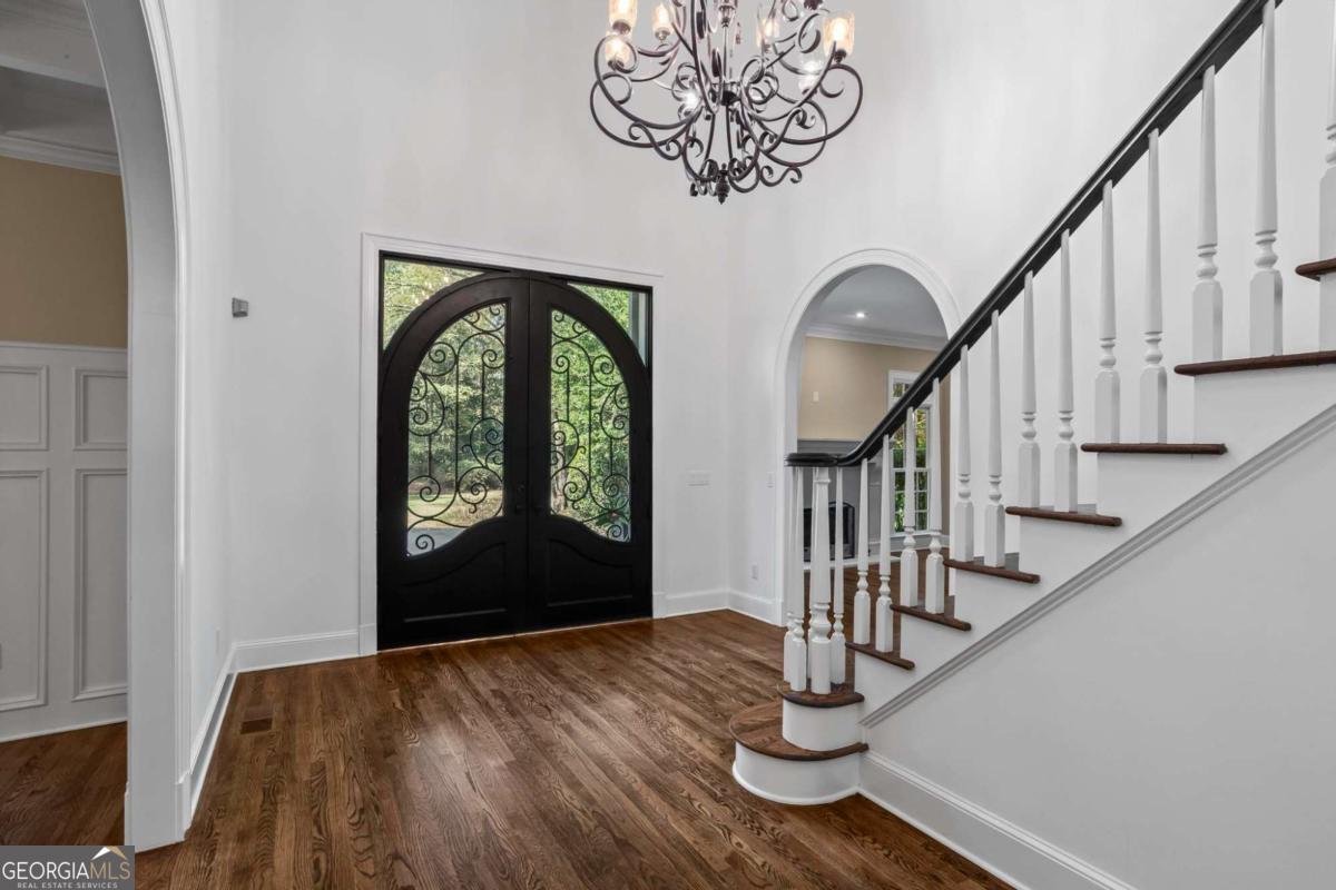1235 W Garmon Road NW Sandy Springs GA 30327