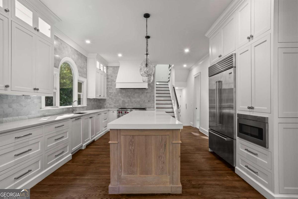 1235 W Garmon Road NW Sandy Springs GA 30327