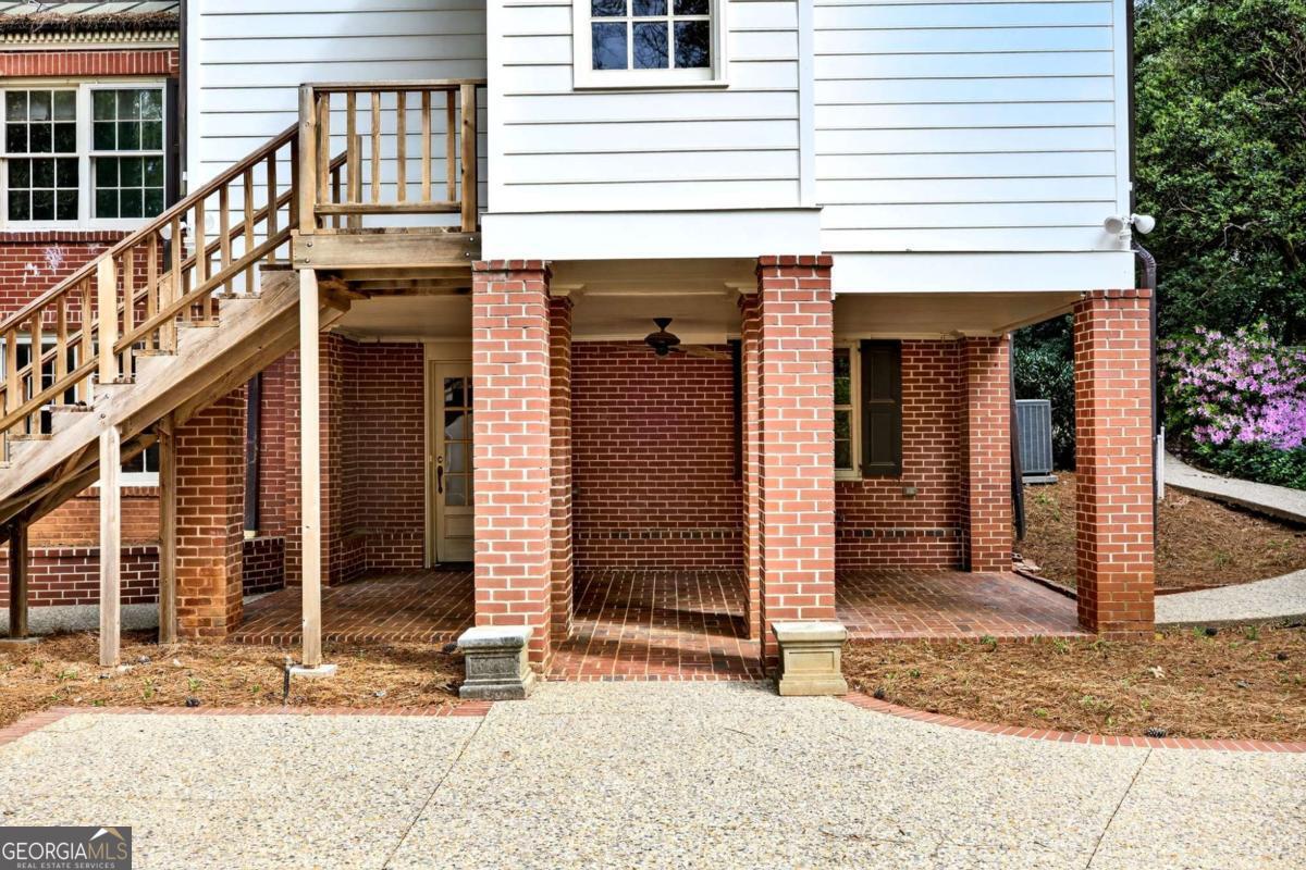 596 W Wesley Road NW Atlanta GA 30305
