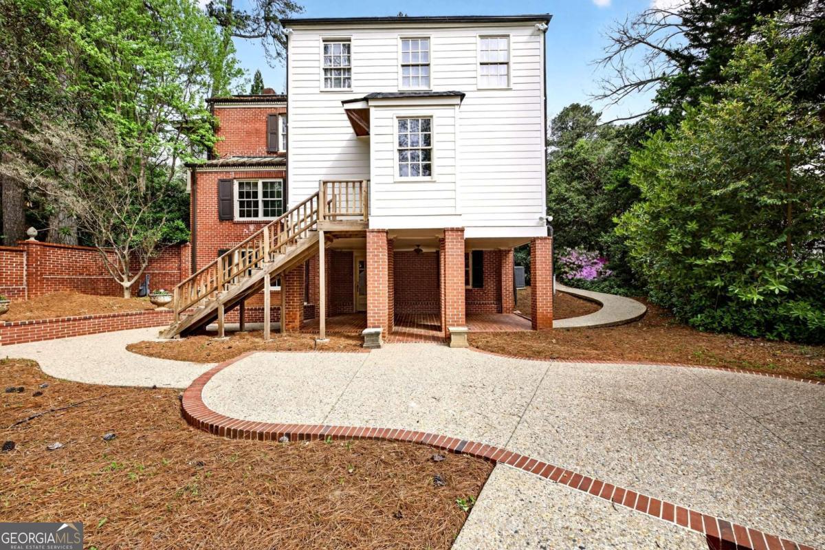 596 W Wesley Road NW Atlanta GA 30305