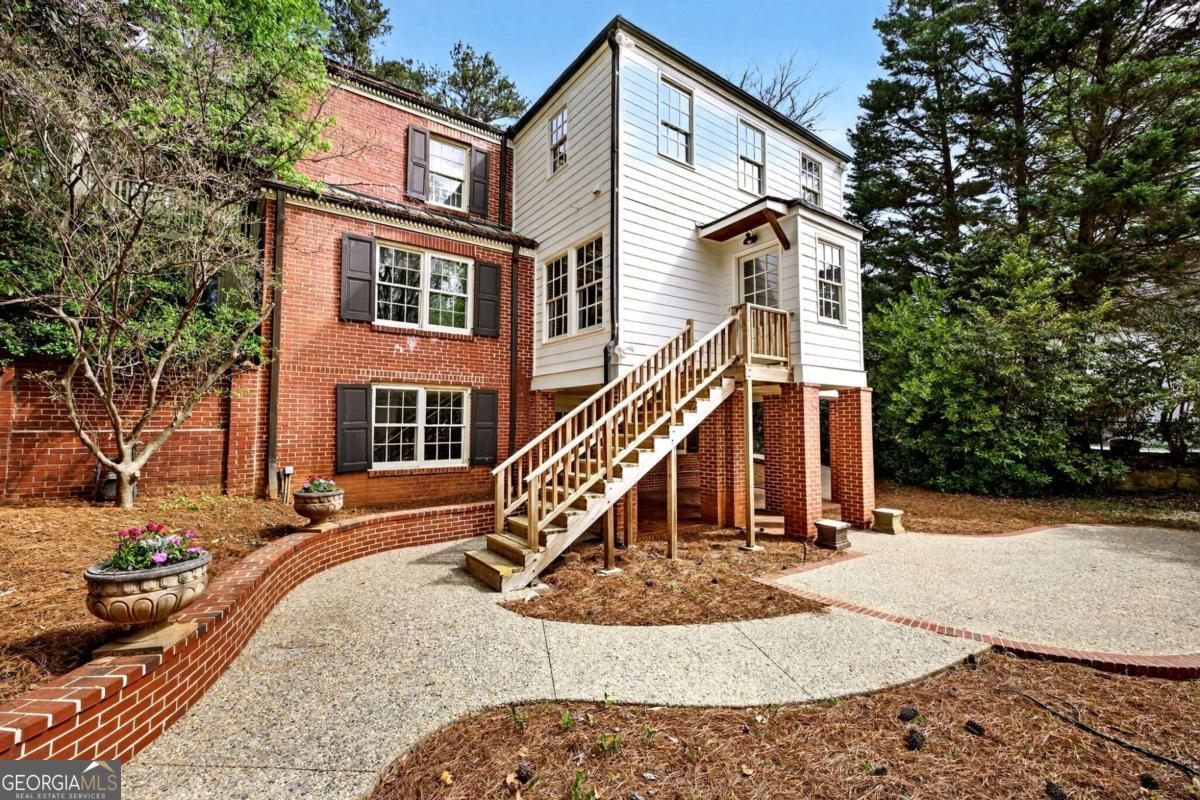 596 W Wesley Road NW Atlanta GA 30305