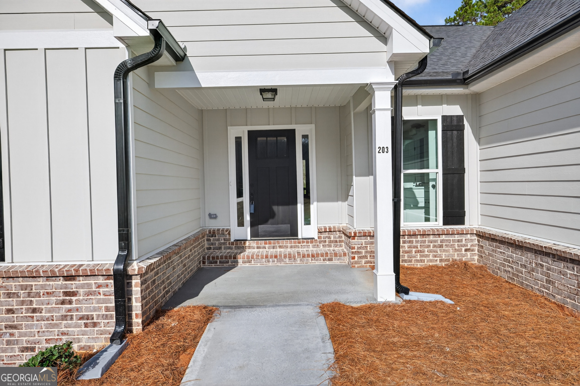 203 Nativity Cove Winder GA 30680