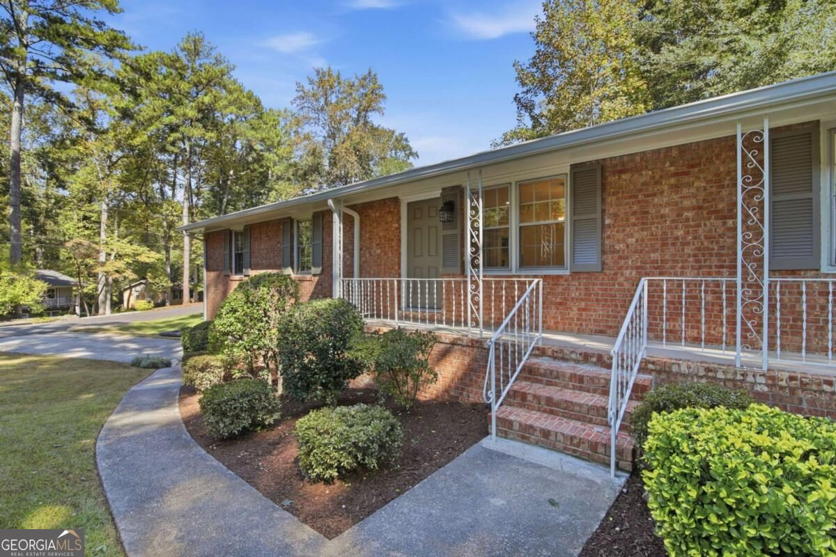 31 Huntwood Drive SE Smyrna GA 30082