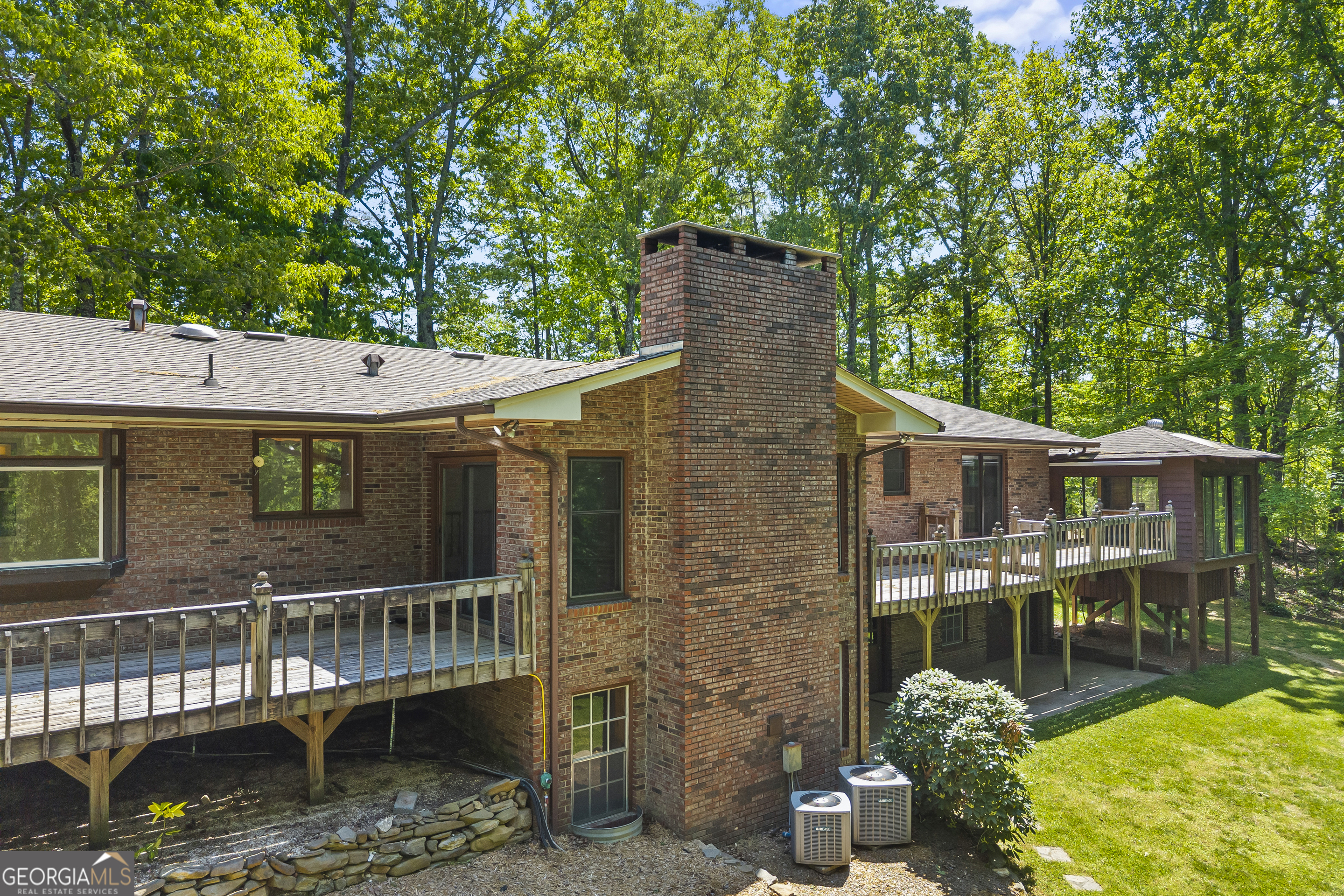 721 Scenic Drive Toccoa GA 30577