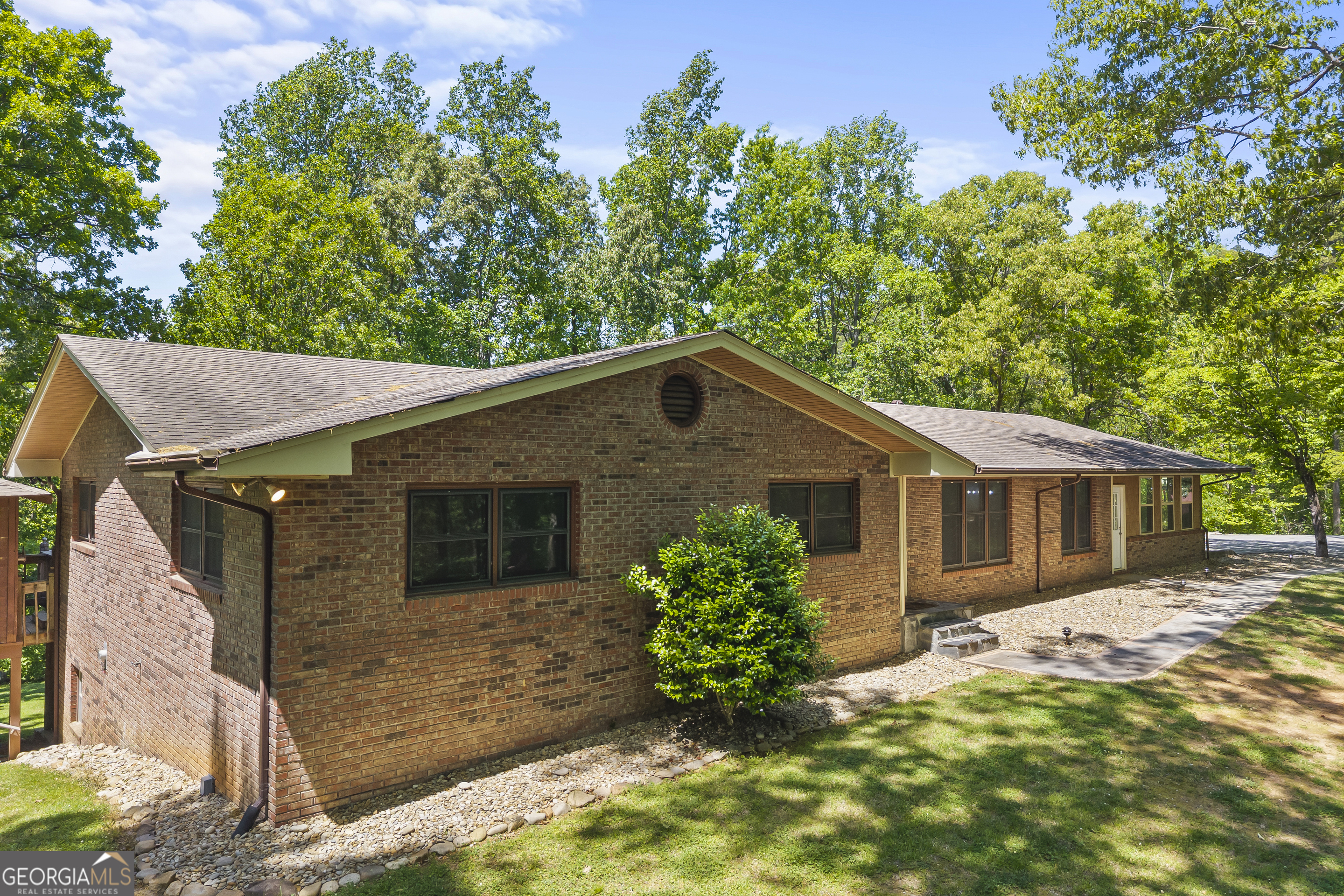 721 Scenic Drive Toccoa GA 30577