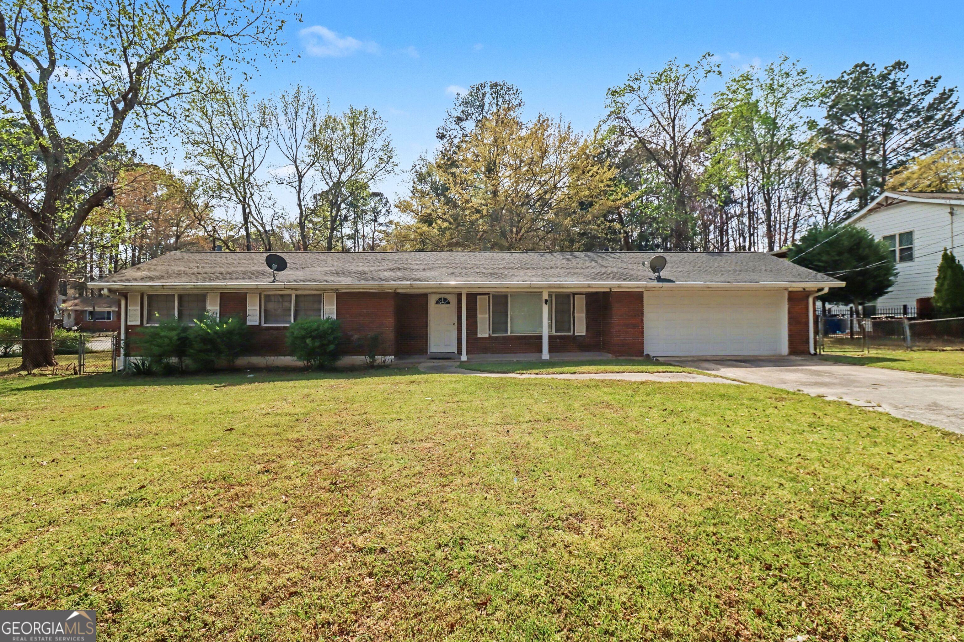 727 S Carter Drive Jonesboro GA 30236